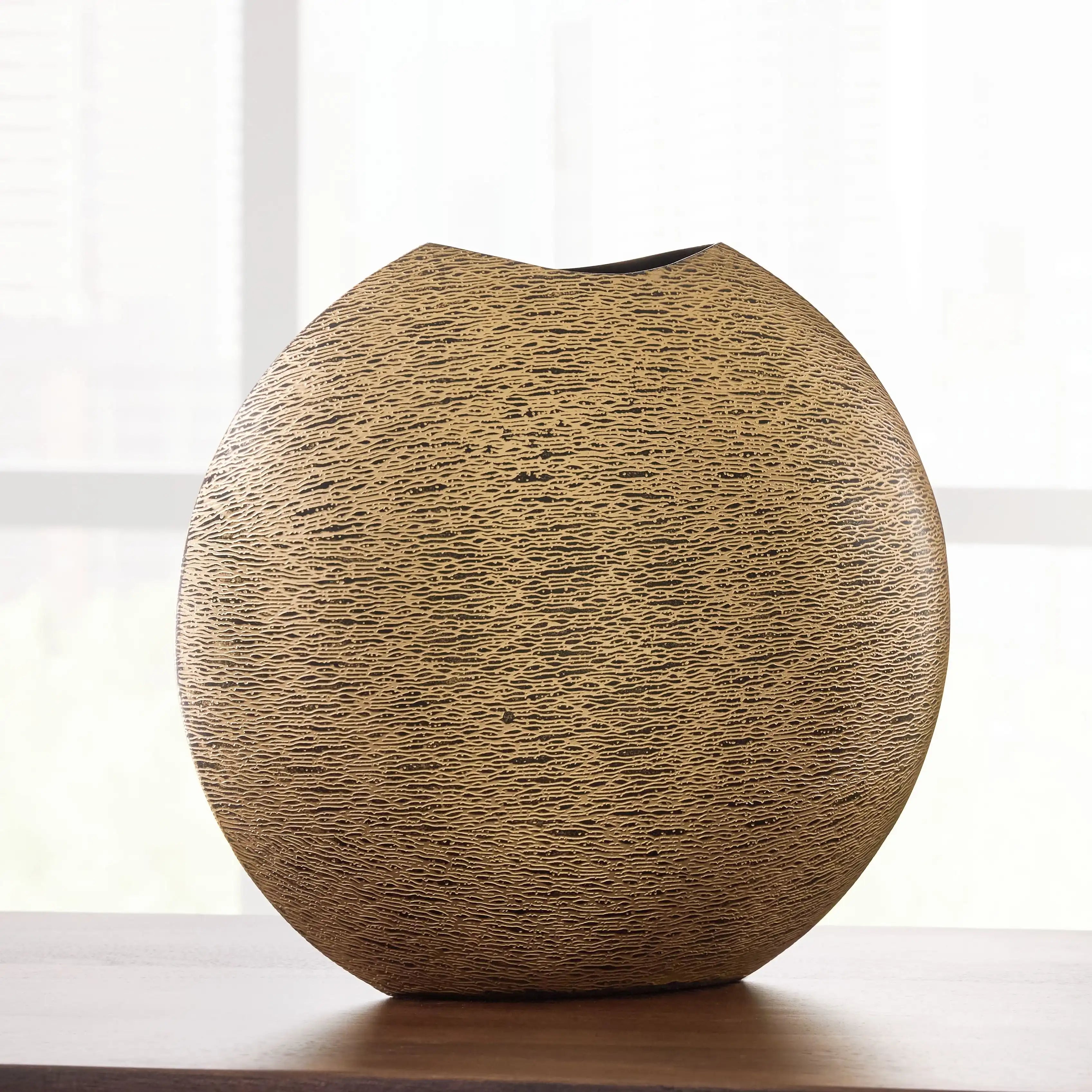 Iansboro - Vase - Best Buy Furniture