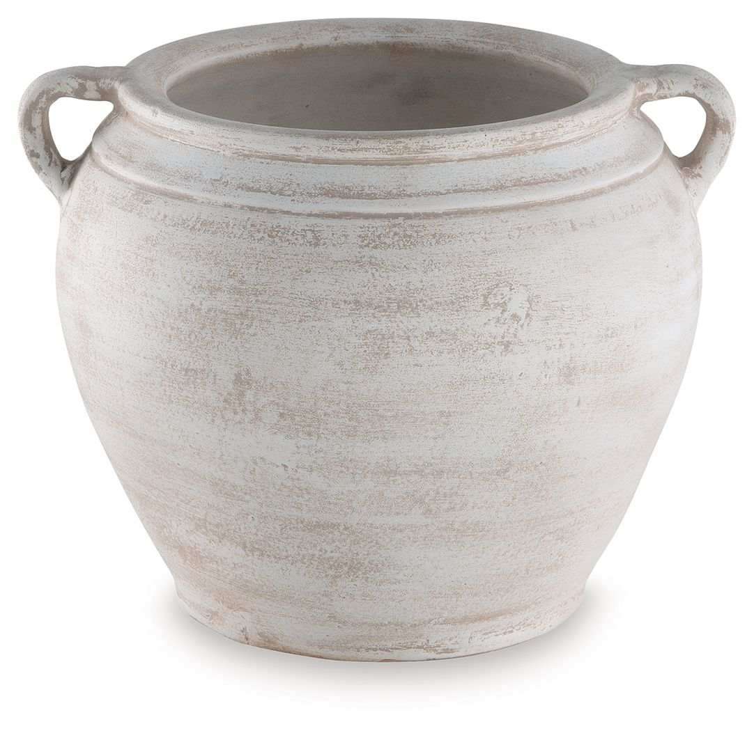 Meadie - 9" Vase - Best Buy Furniture