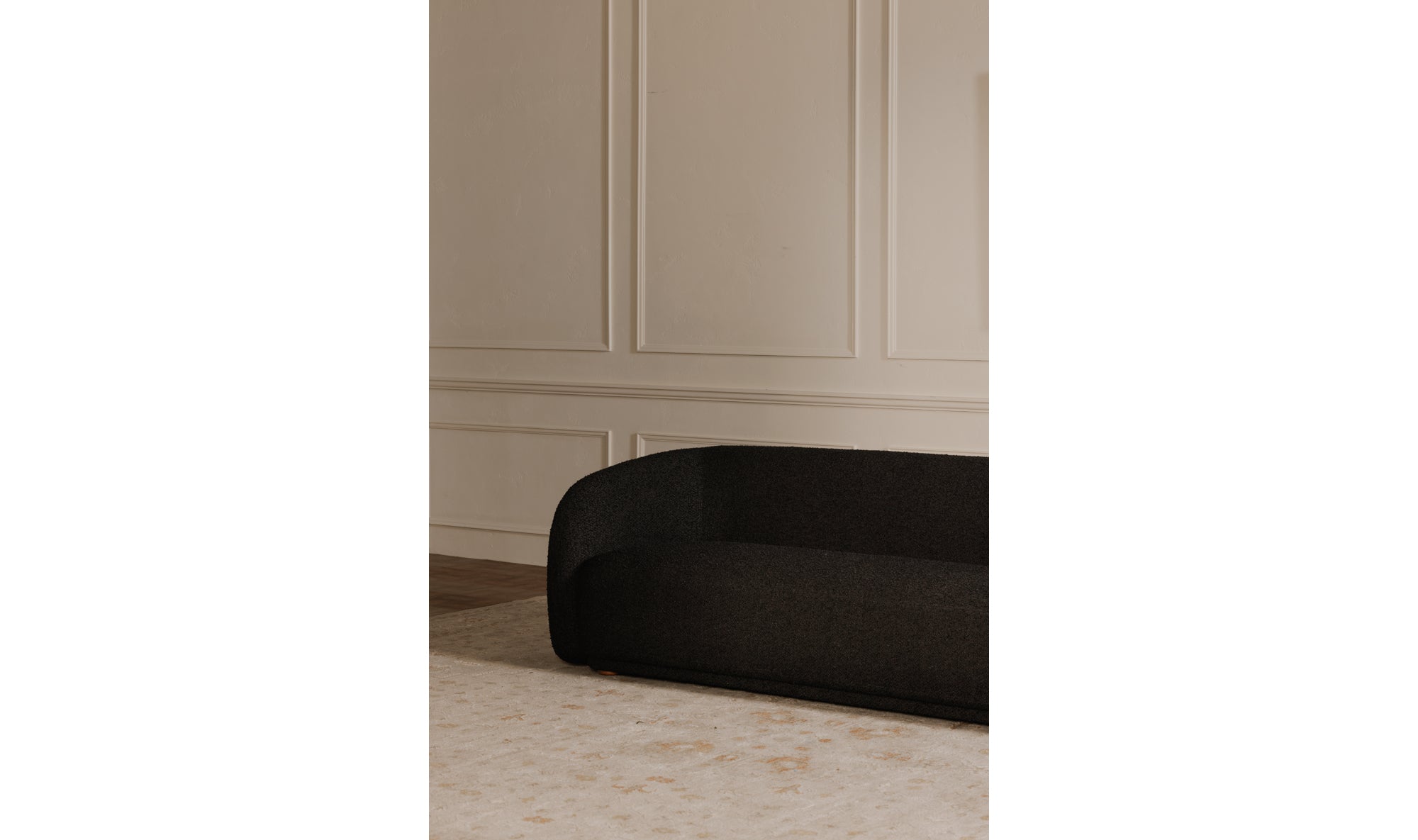 Faye Sofa - Moes Home