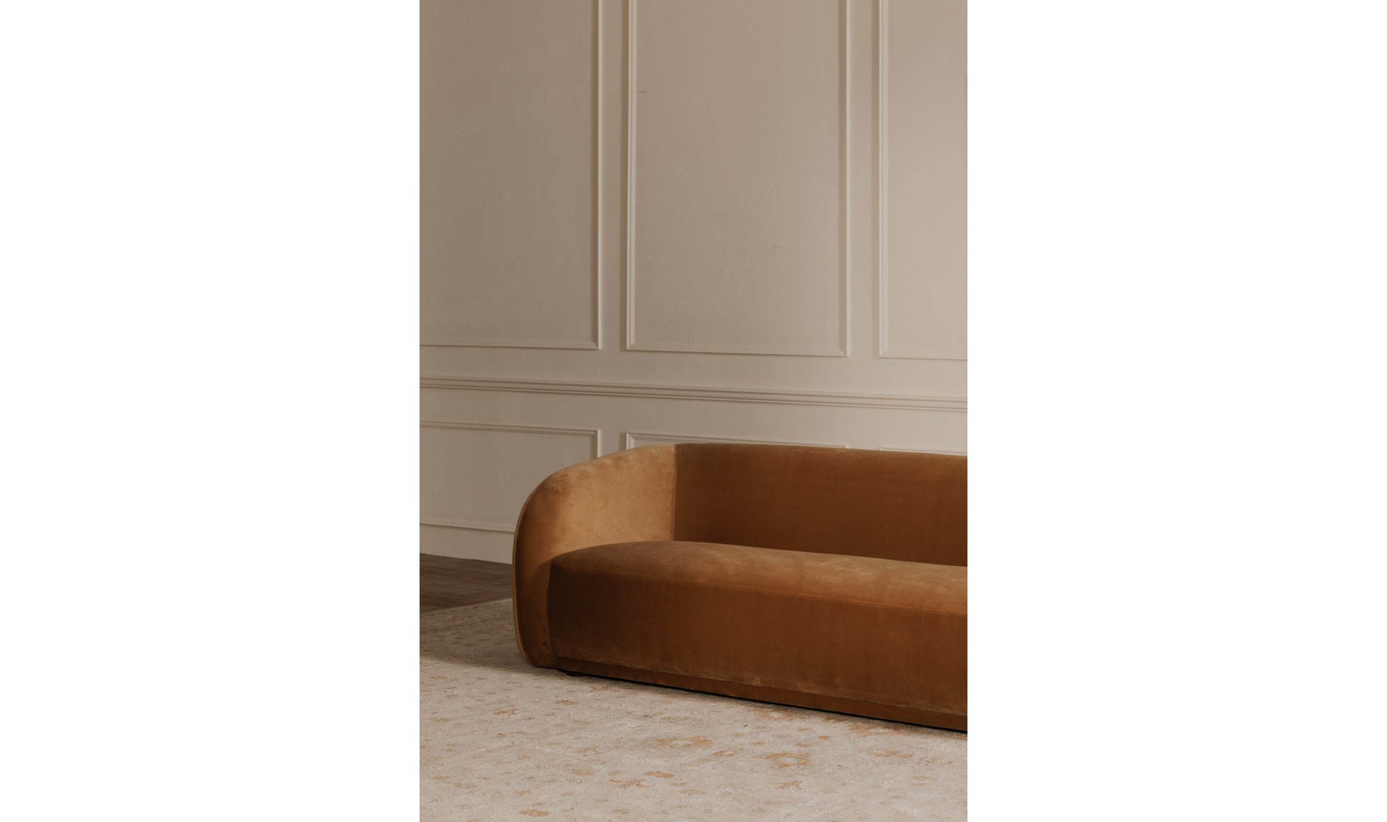 Faye Sofa - Moes Home