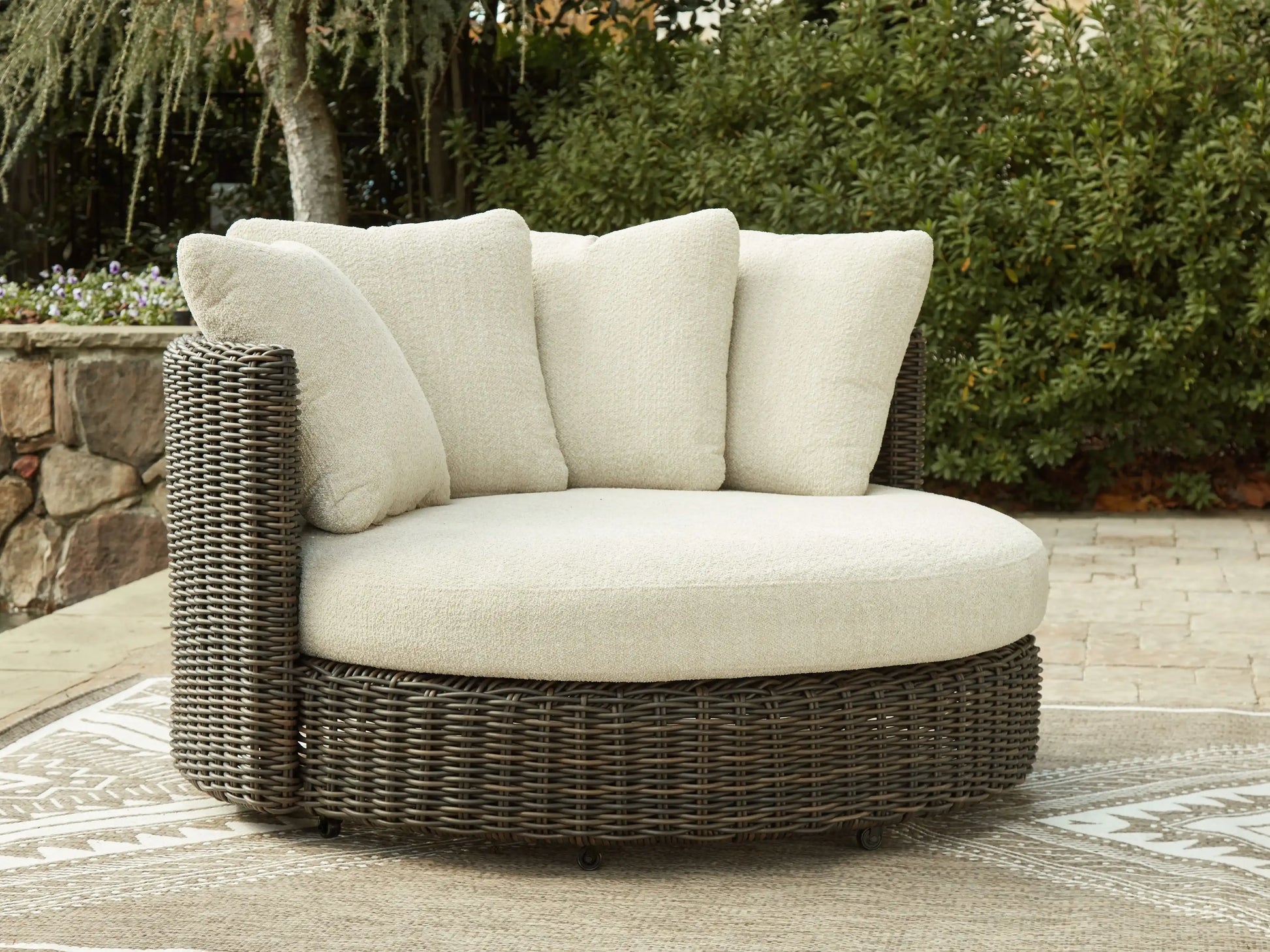 Kimora - Swivel Lounge Chair With Cushion - Beige / Dark Brown - Best Buy Furniture