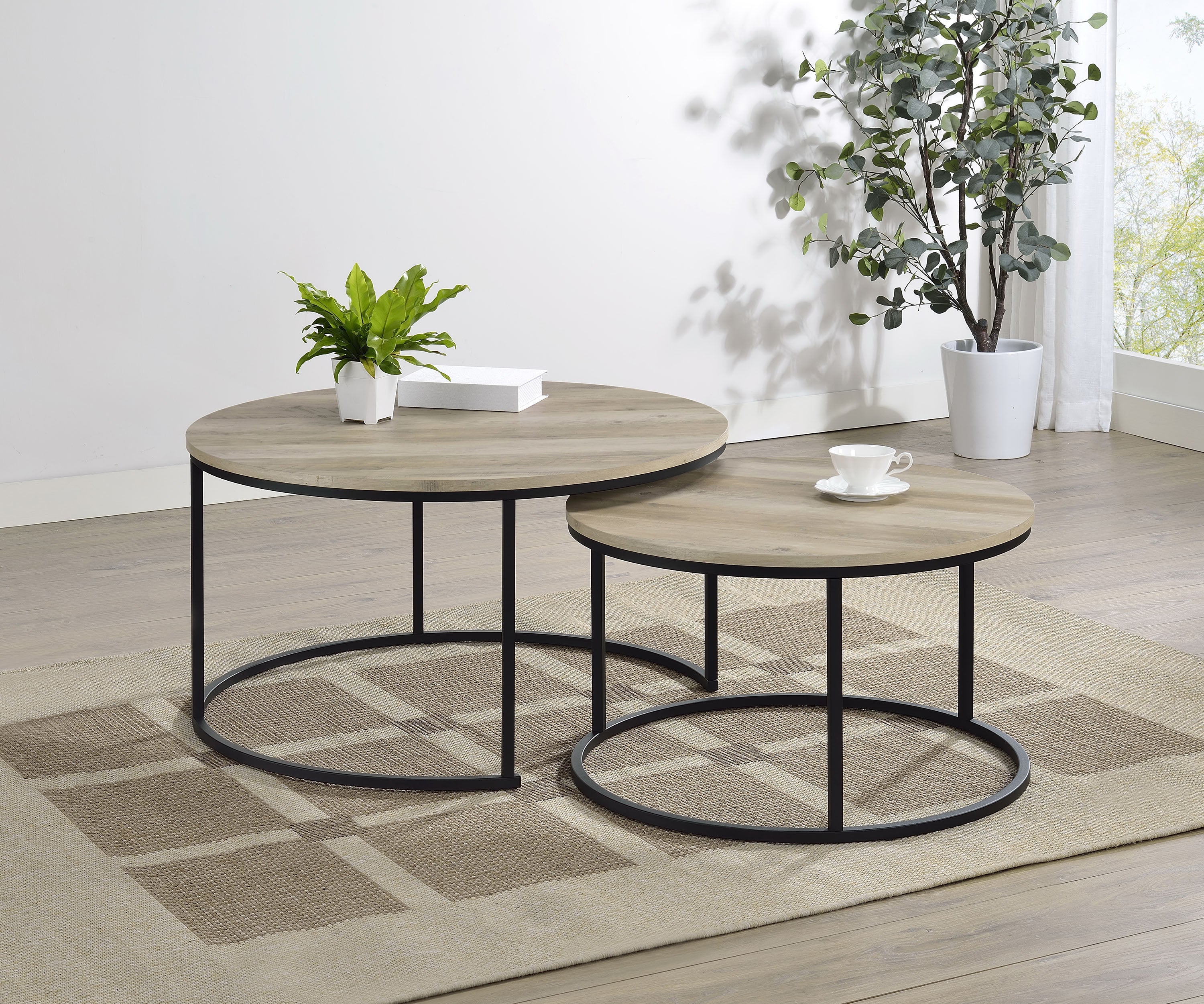Lainey 2-piece Round Nesting Coffee Table Distressed Pine-