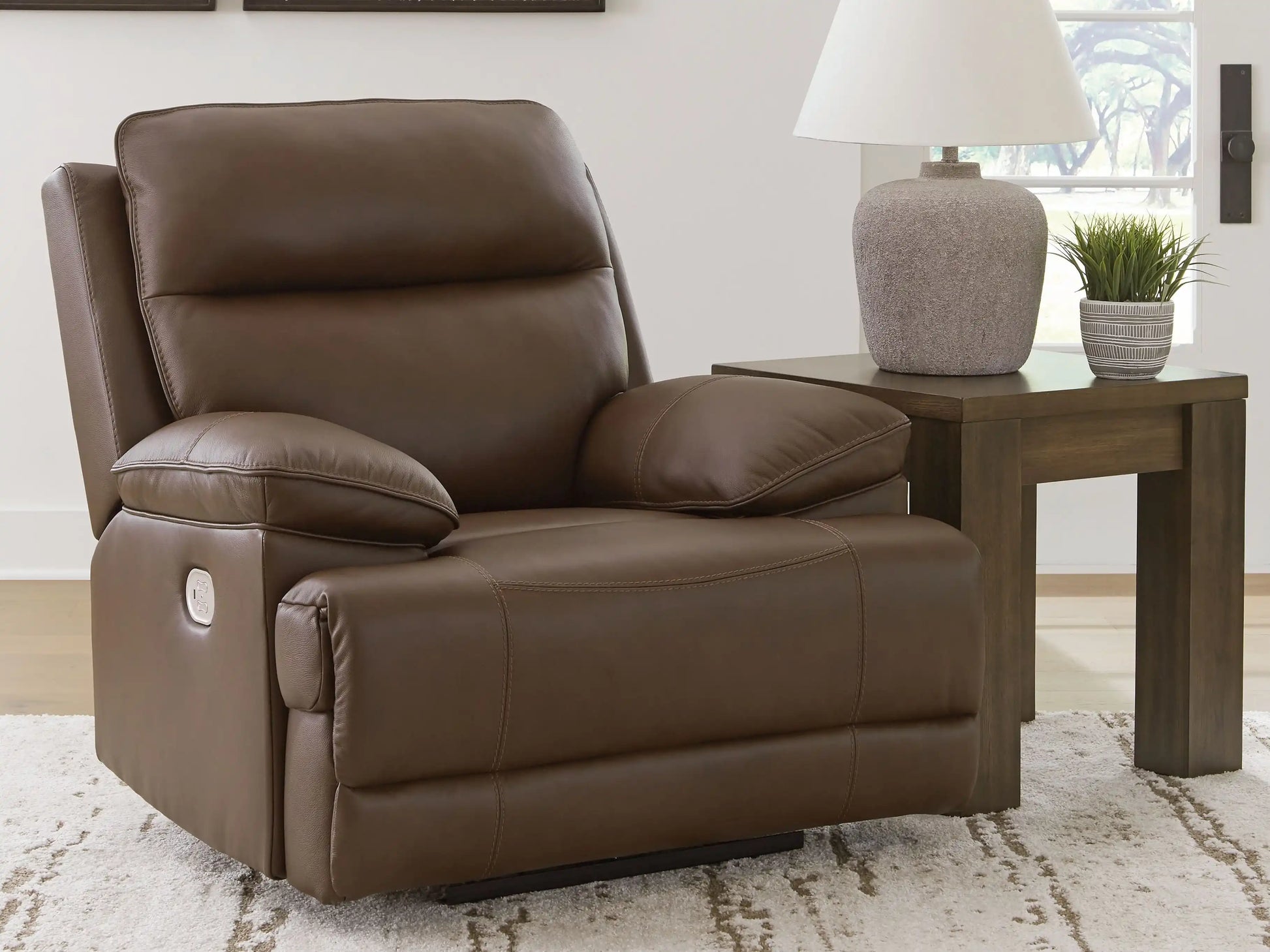 Vonryan - Power Recliner / Adj Headrest - Tobacco - Best Buy Furniture