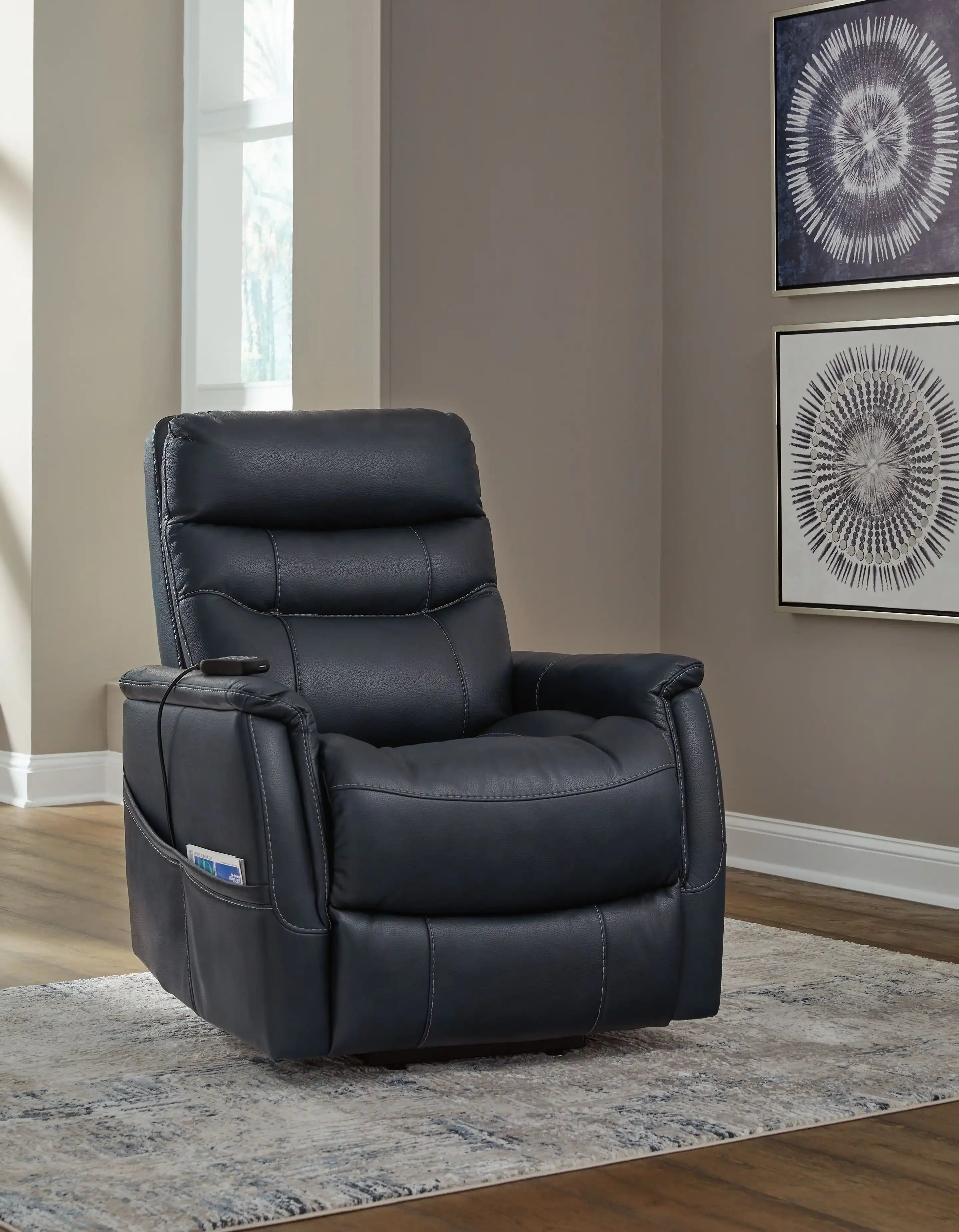 Strawbill - Power Lift Recliner - Best Buy Furniture
