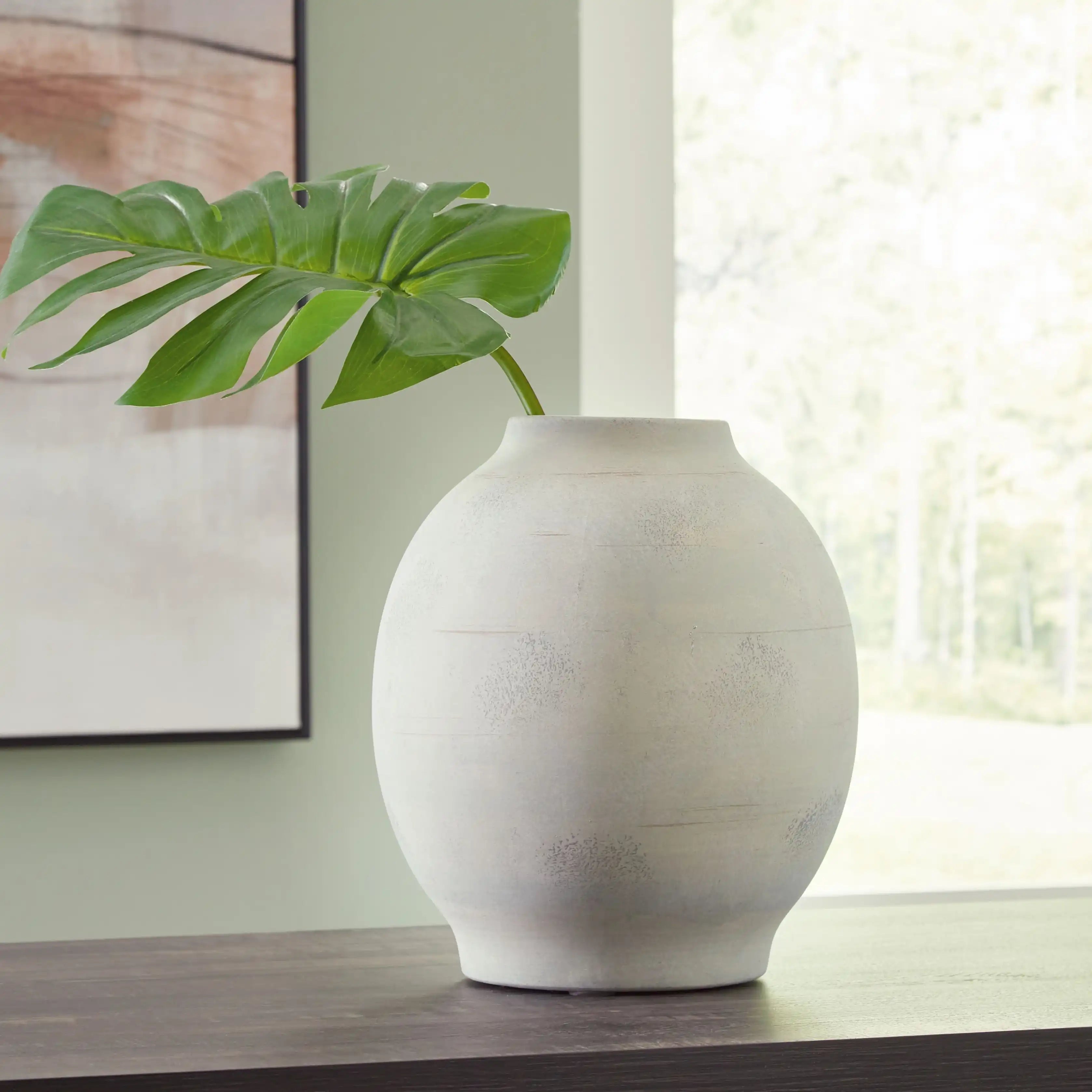 Clayson - Vase - Best Buy Furniture