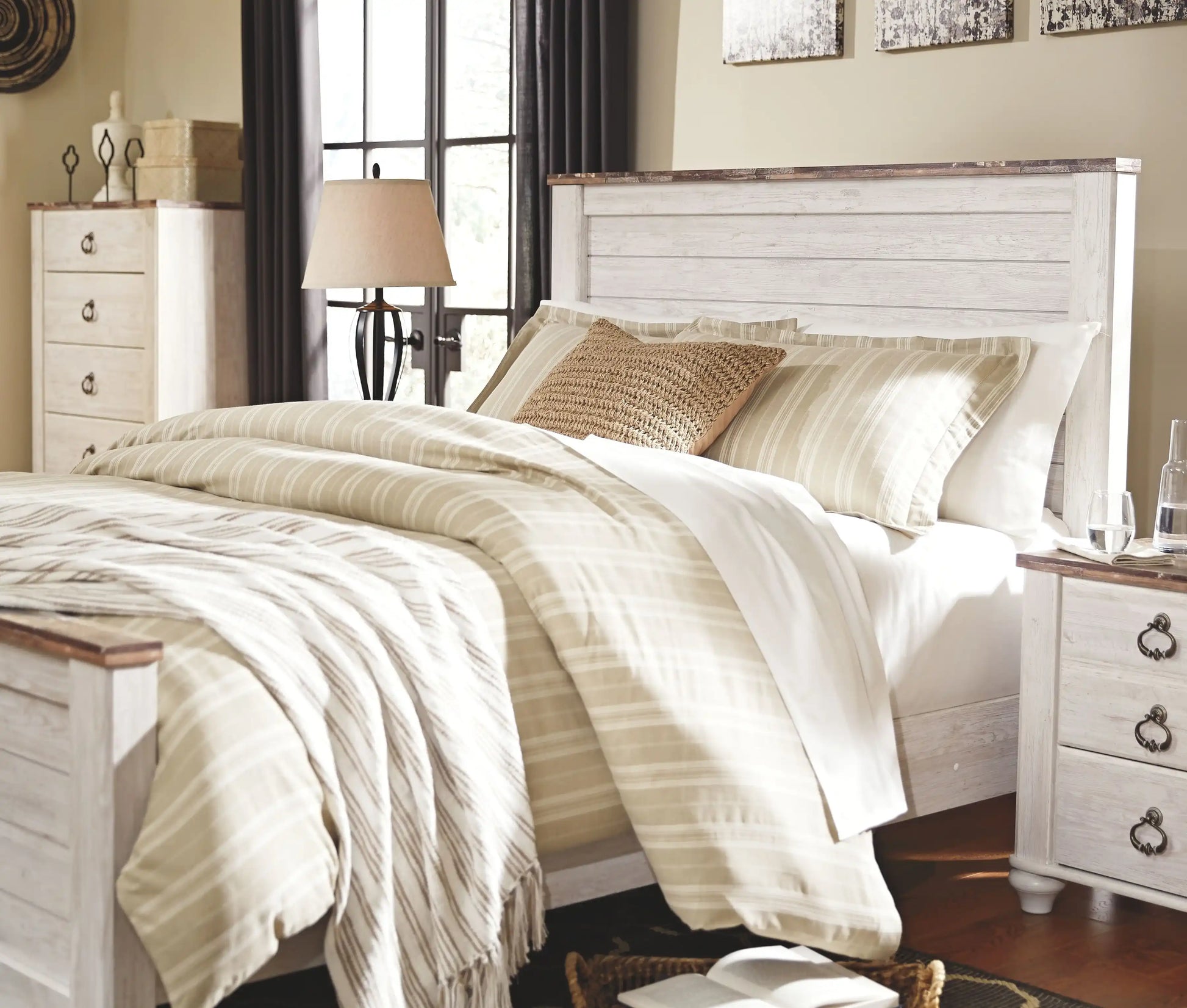 Willowton - Panel Bedroom Set - Best Buy Furniture