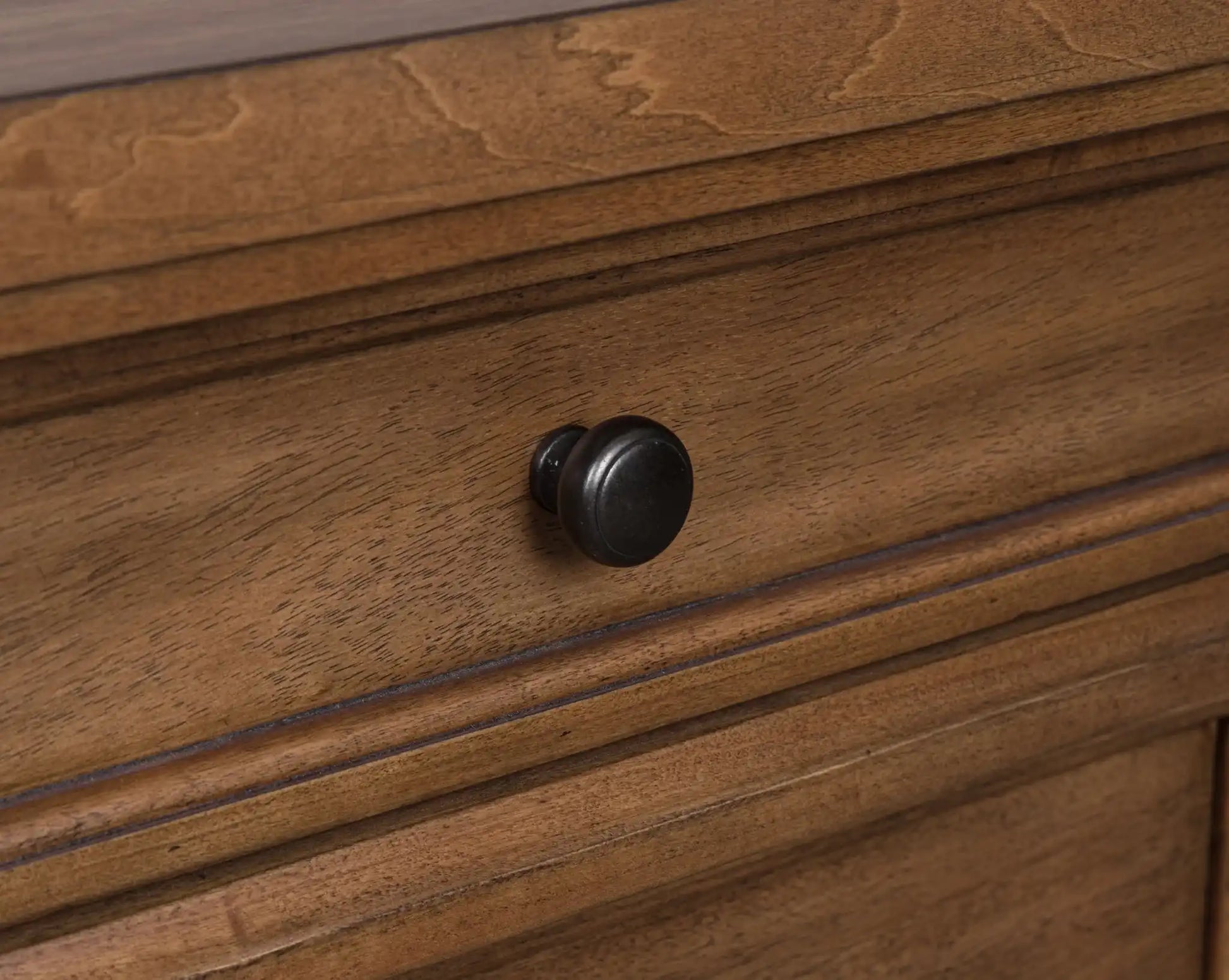 Rowlenstown - Dresser - Best Buy Furniture