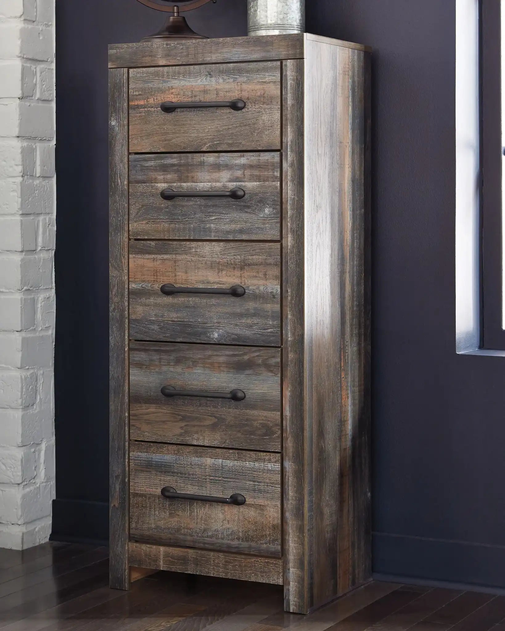 Drystan - Narrow Chest - Brown / Beige