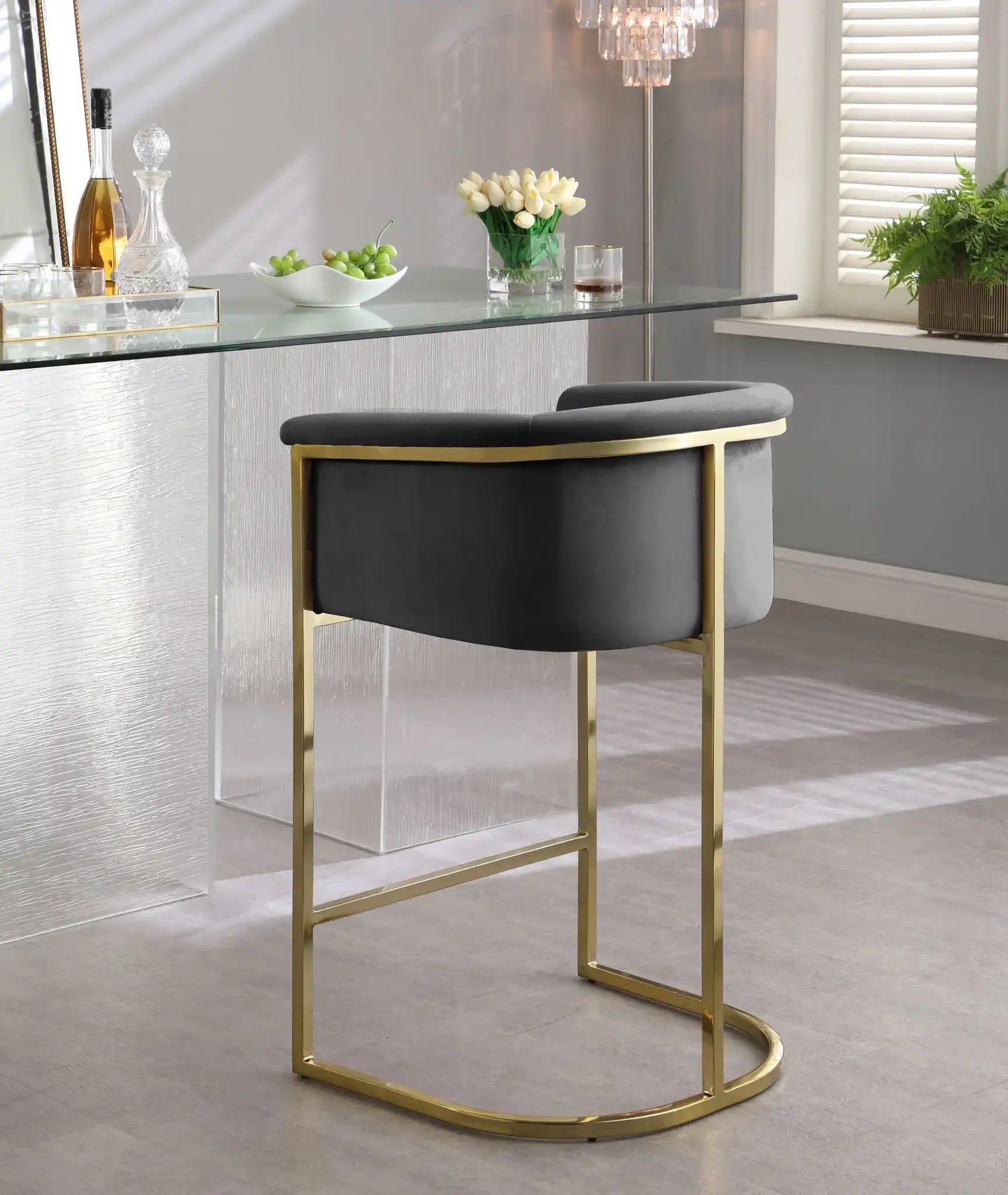Donatella - Stool
