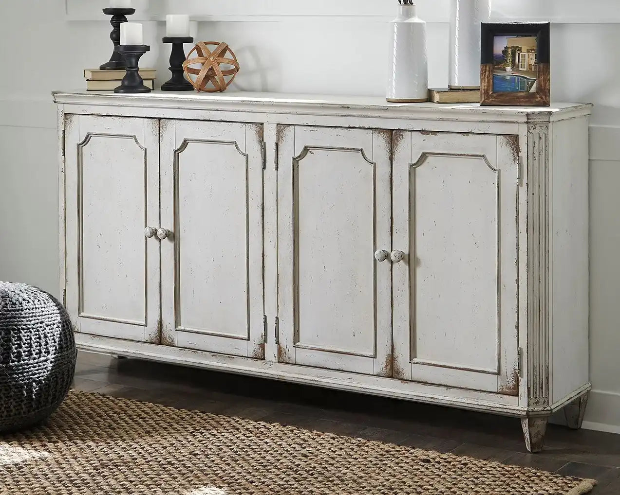 Mirimyn - Accent Cabinet - Antique White - Best Buy Furniture