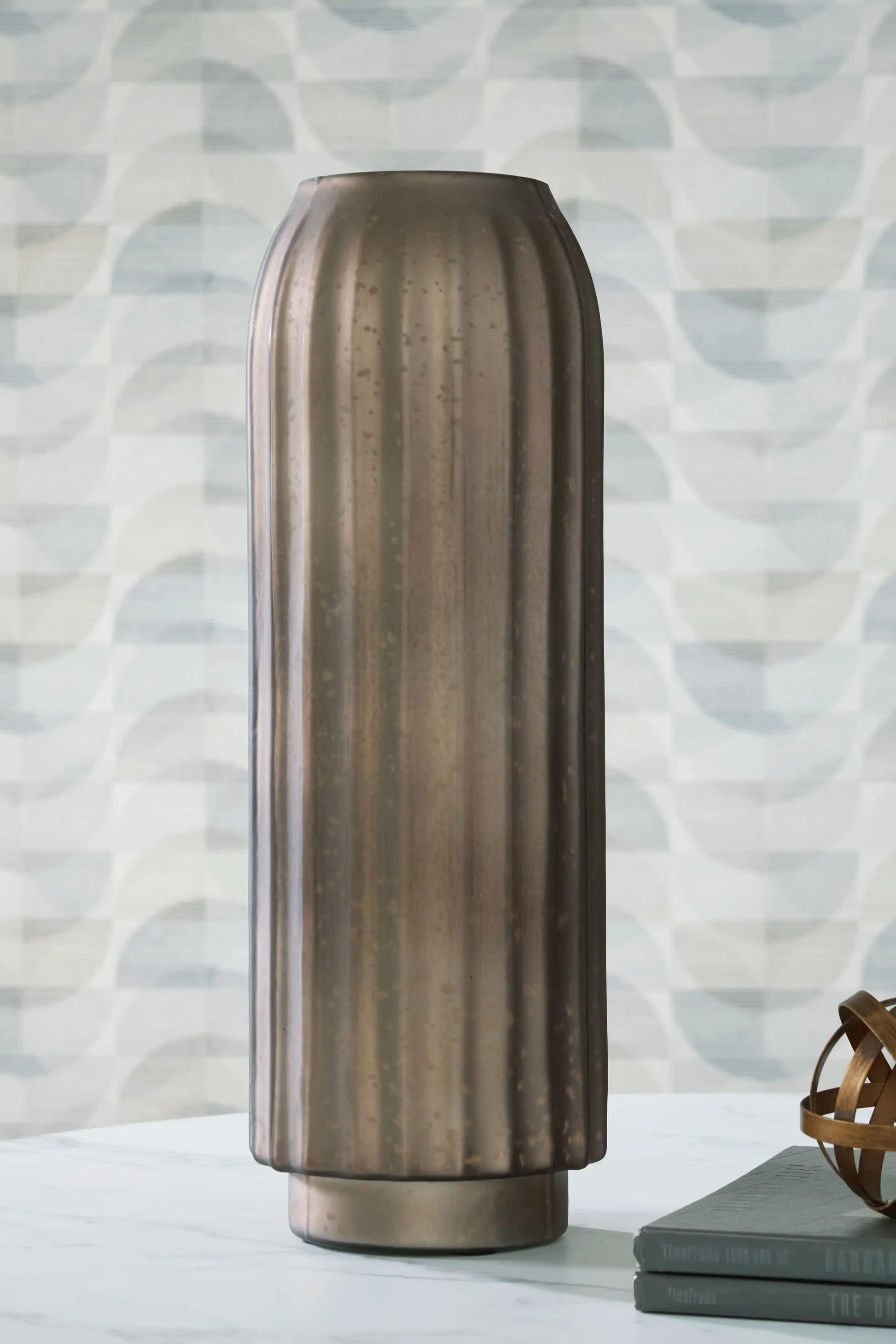 Briarcott - Vase - Best Buy Furniture
