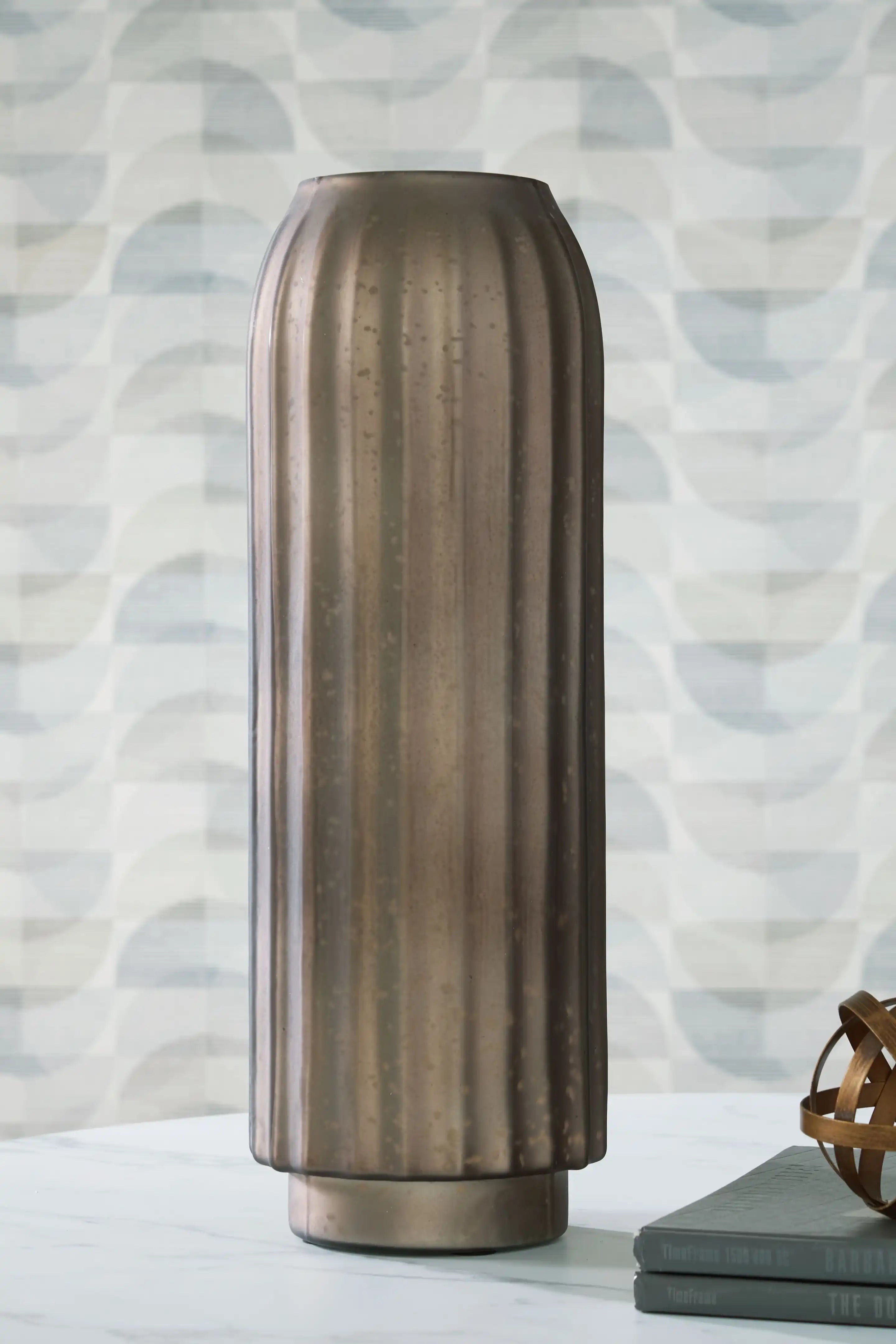 Briarcott - Vase - Best Buy Furniture
