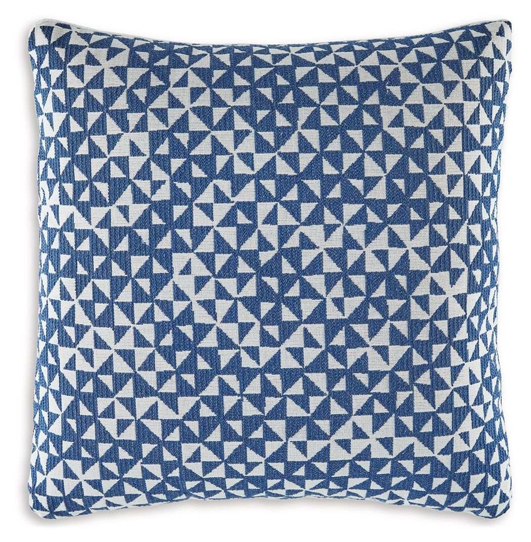 Jaycott Next-gen Nuvella - Pillow - Best Buy Furniture