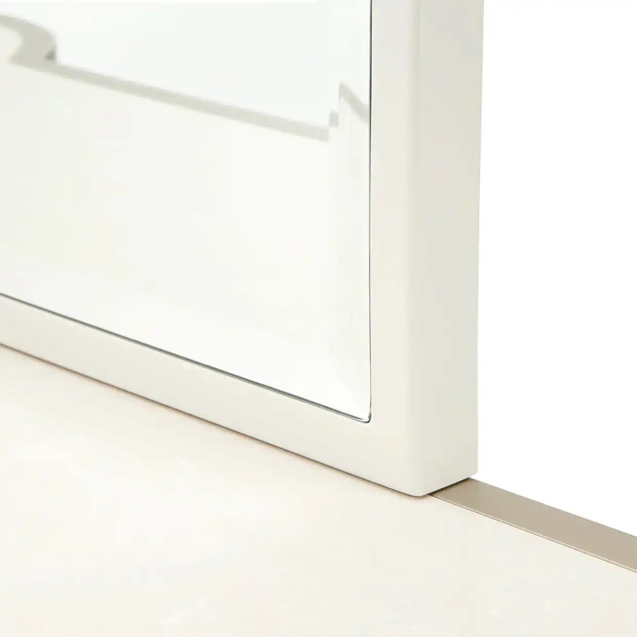 La Marisia - Dresser Mirror - Creamy Pearl - Best Buy Furniture