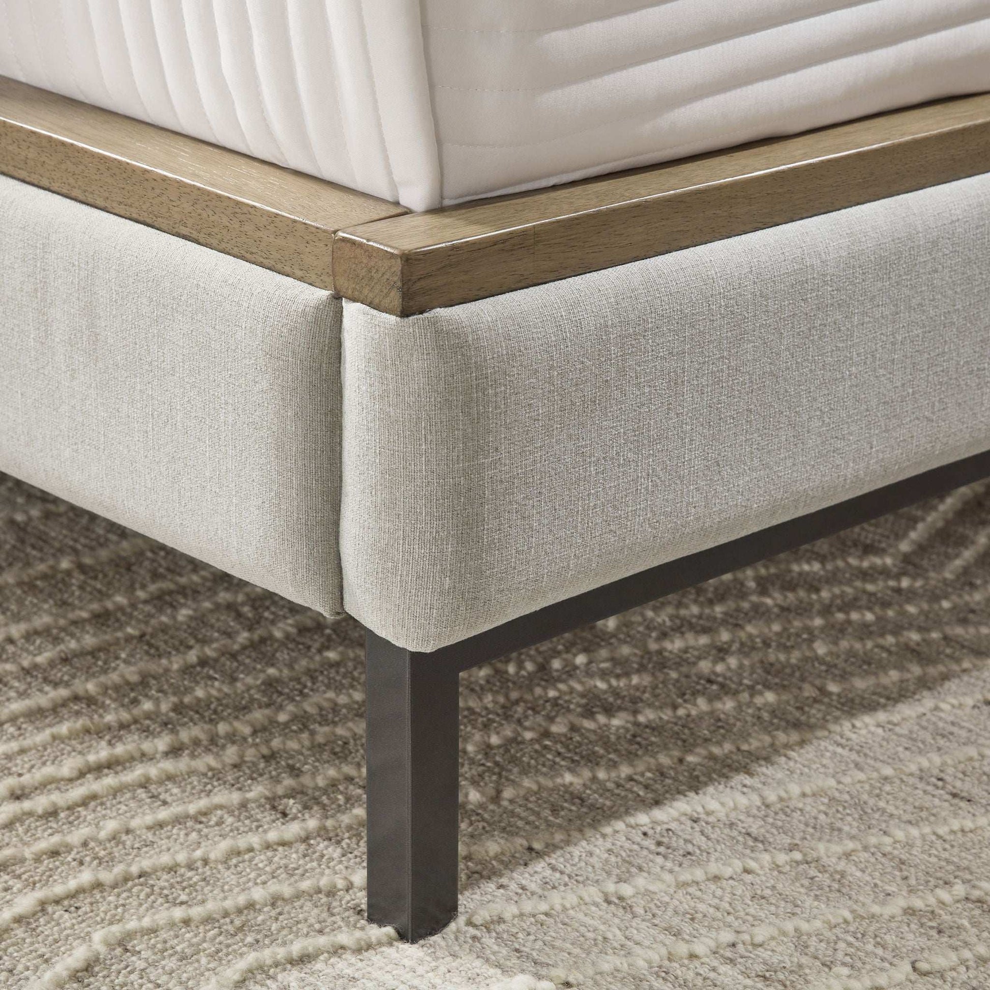 Tomtyn - Upholstered Bed - Best Buy Furniture