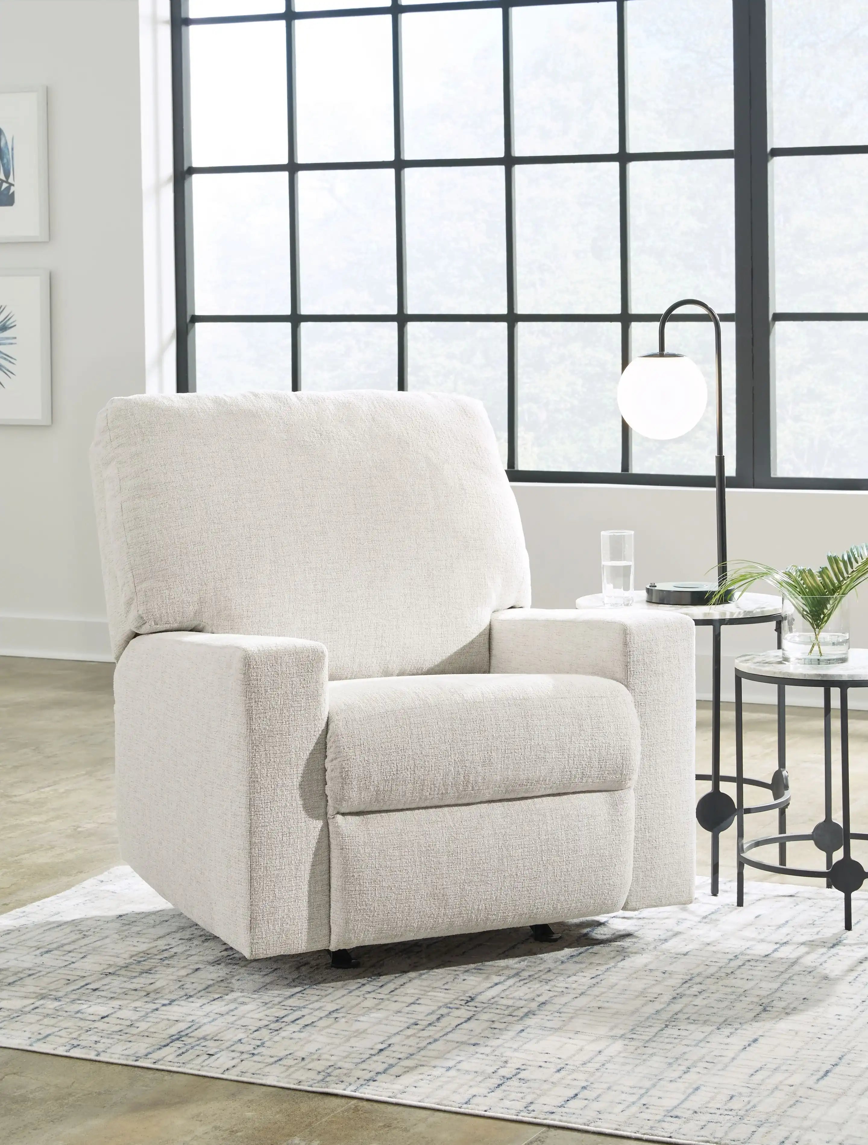 Rannis - Rocker Recliner - Best Buy Furniture