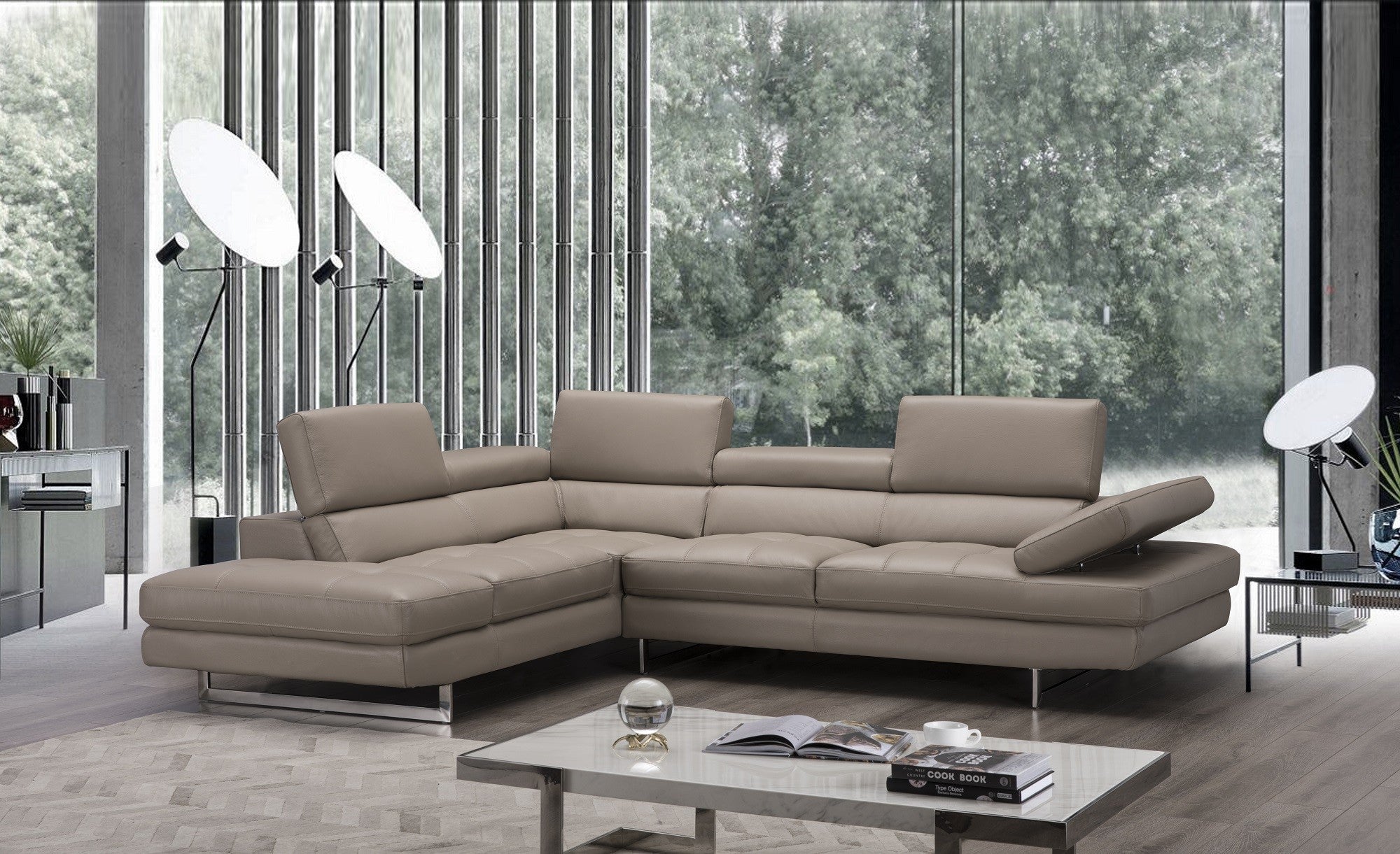 Avelino Modern Italian Leather Sectional J&M- A761
