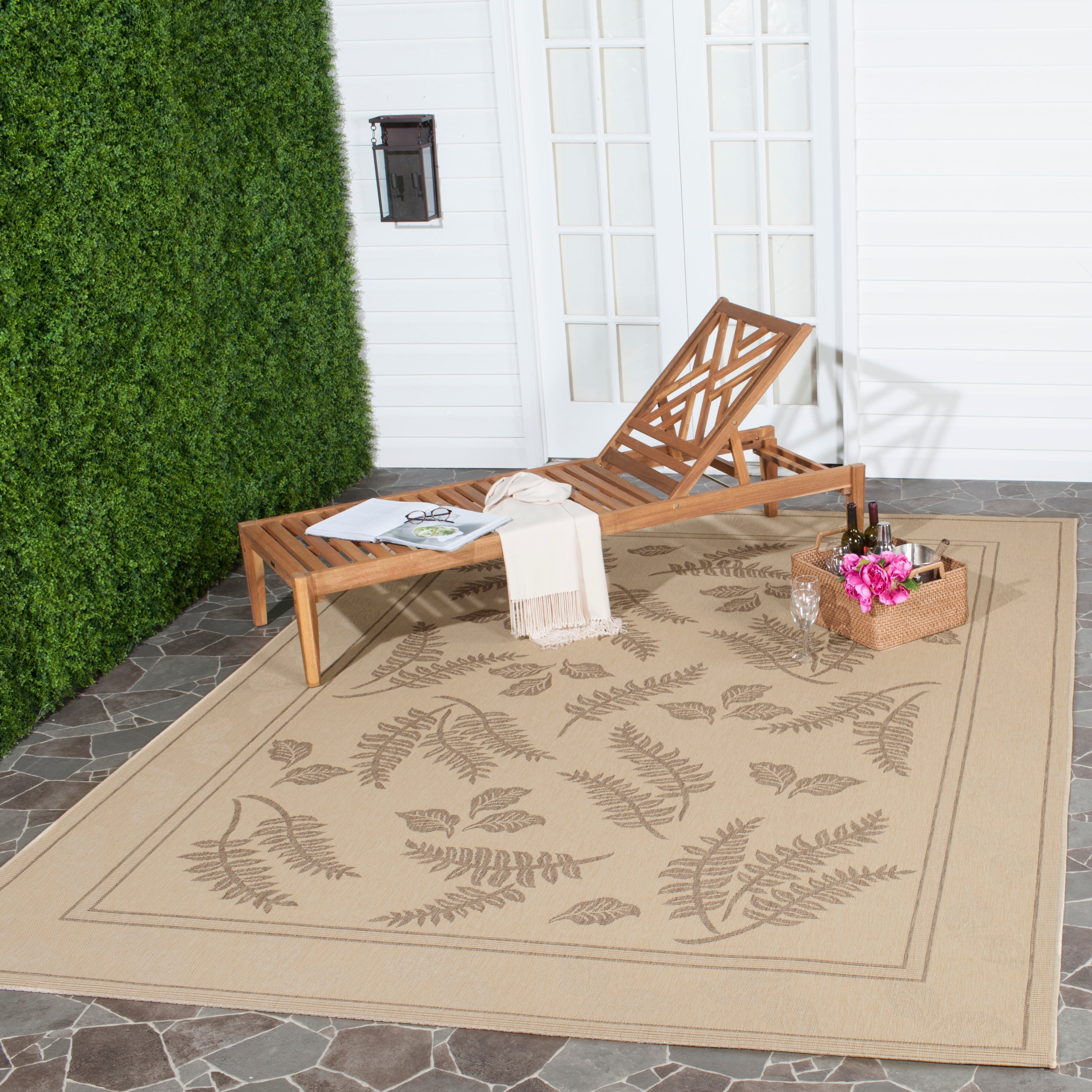 COURTYARD 0772 NATURAL / BROWN