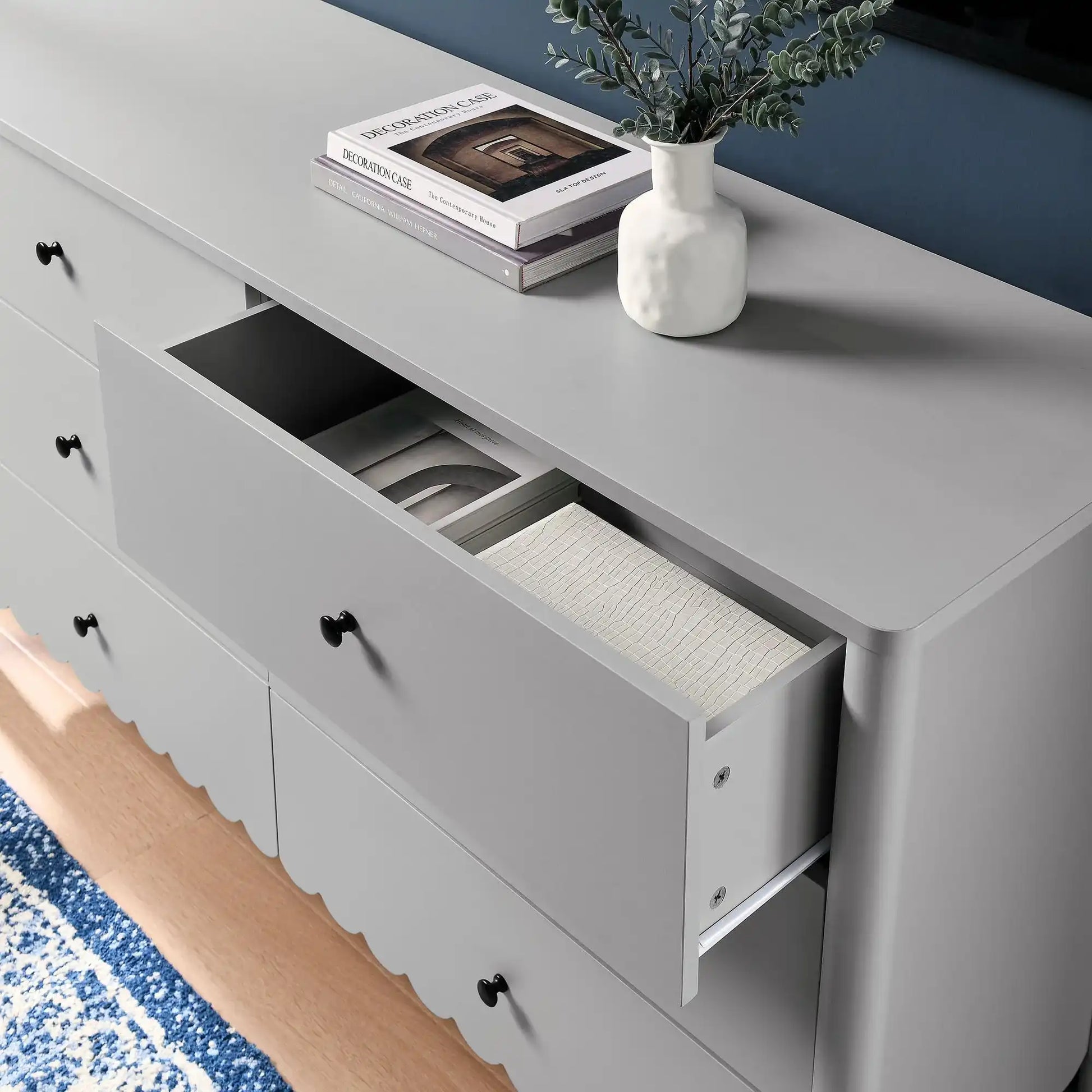 Emmeline Scalloped 6-Drawer Dresser - Best Buy Furniture