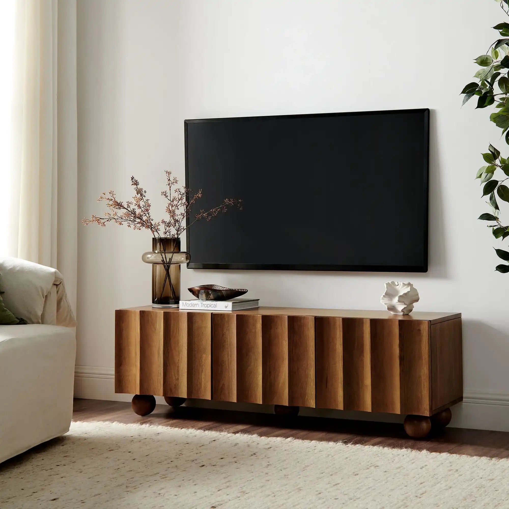 Sorren Scalloped 54" Wood TV Stand - Best Buy Furniture