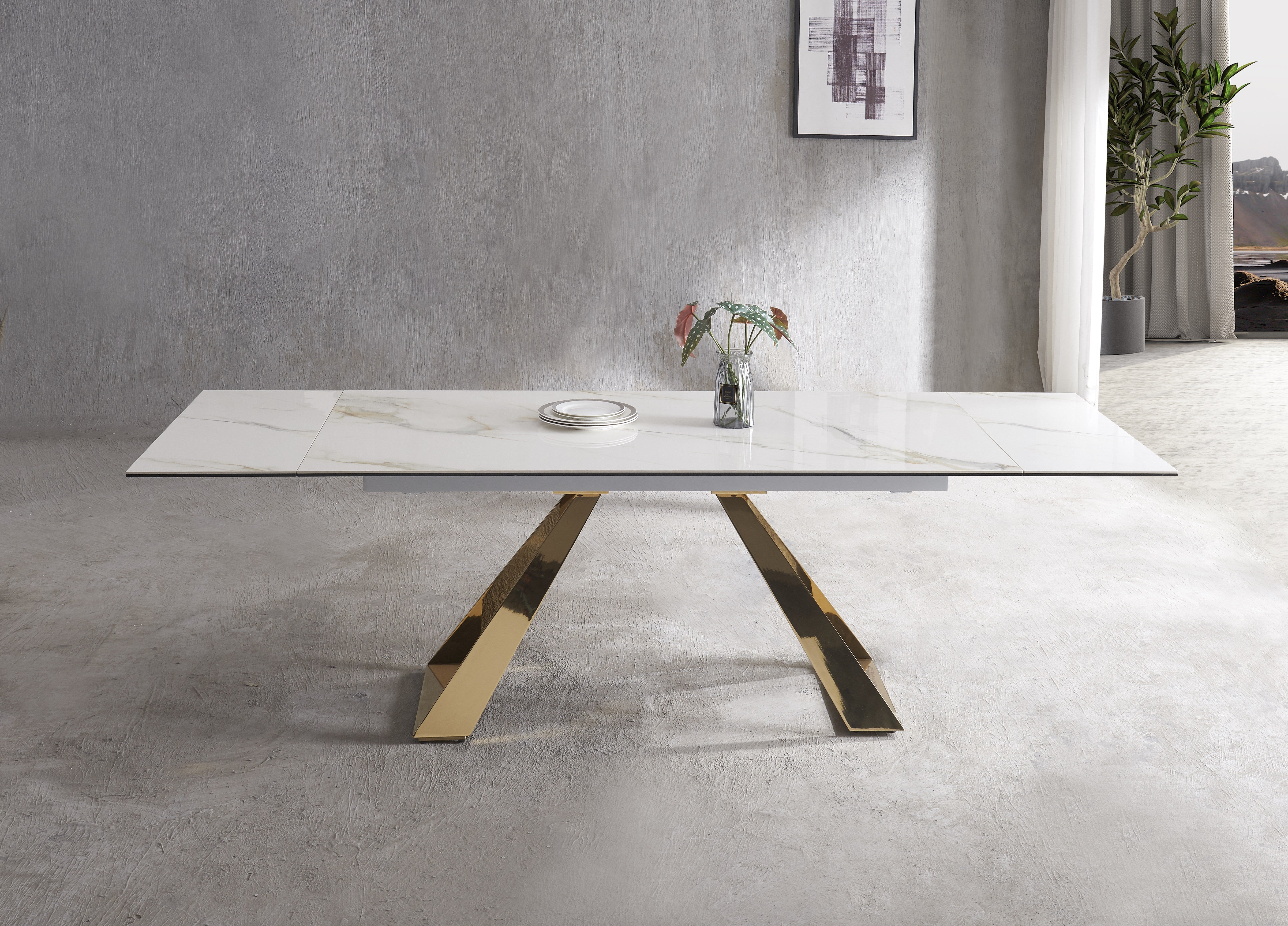 Orleans Extension Dining Table J&M