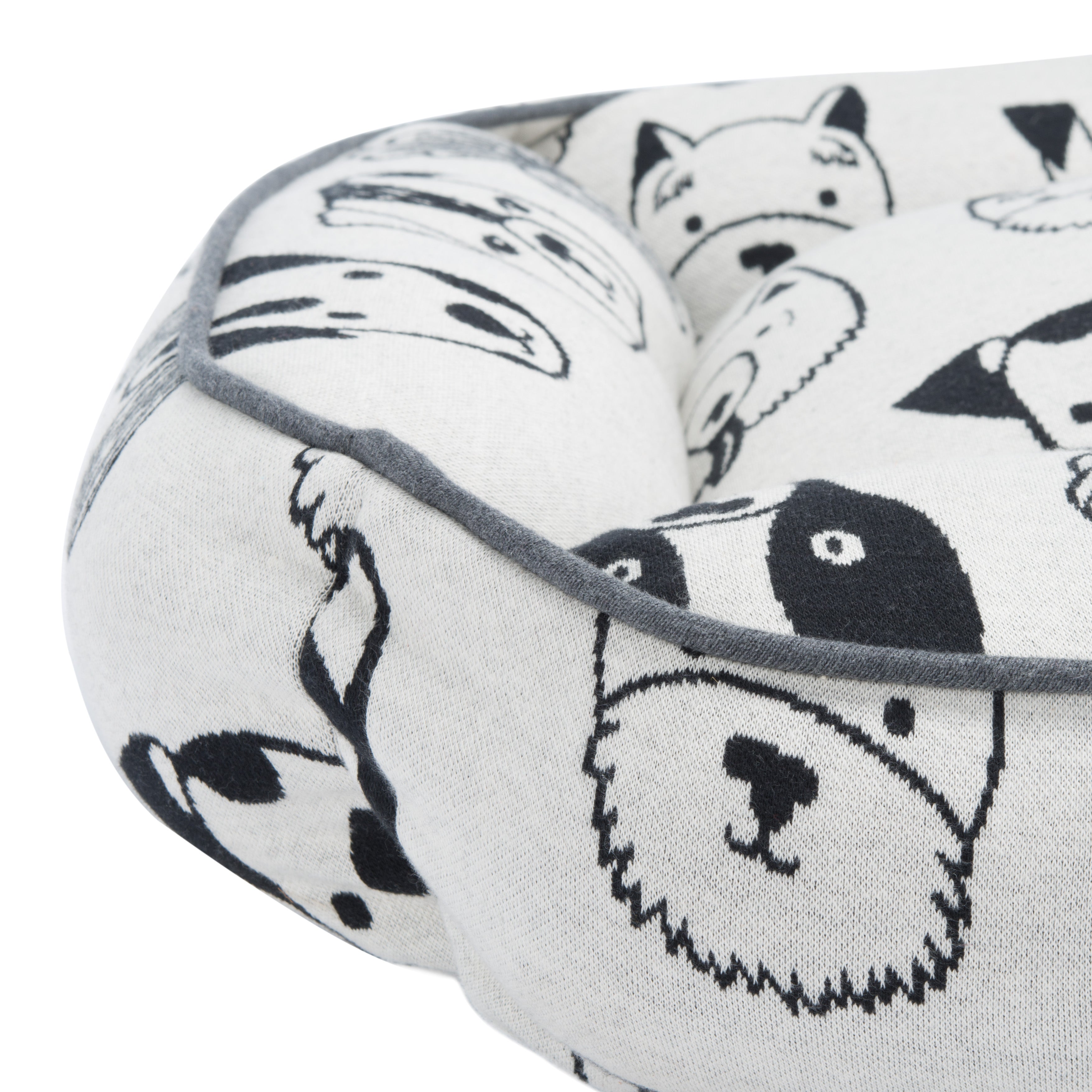 Kaiser Dog Bed