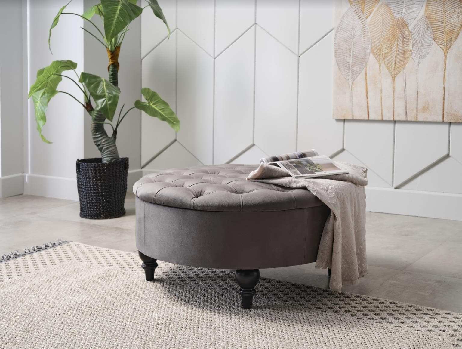 Suave Storage Ottoman - Best Buy Furniture
