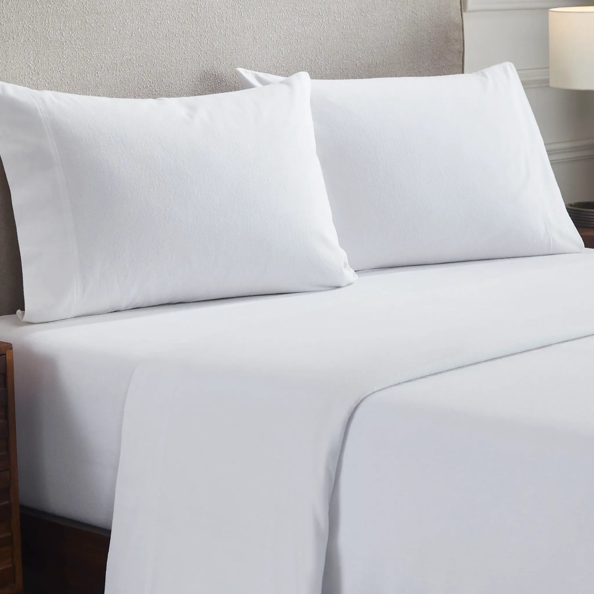 Solid-Flannel-Cotton-Soft-Fuzzy-Pillowcases,-Set-of-2-Pillowcases