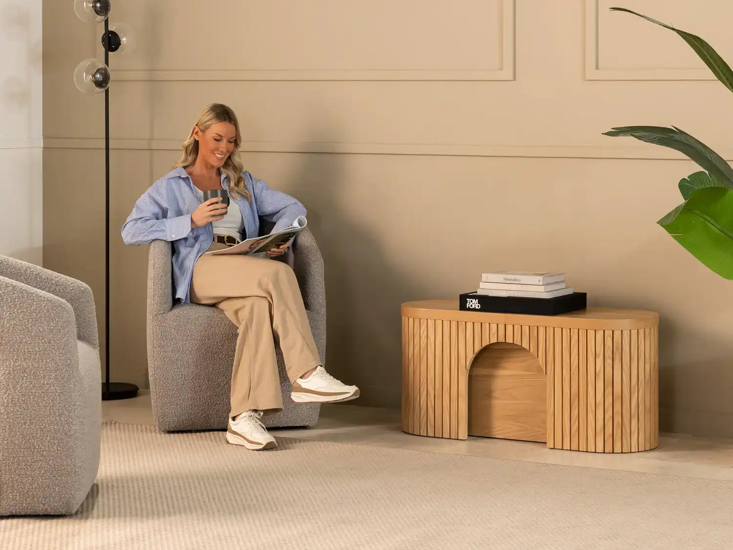 Transformer Round Bench - Best Buy Furniture