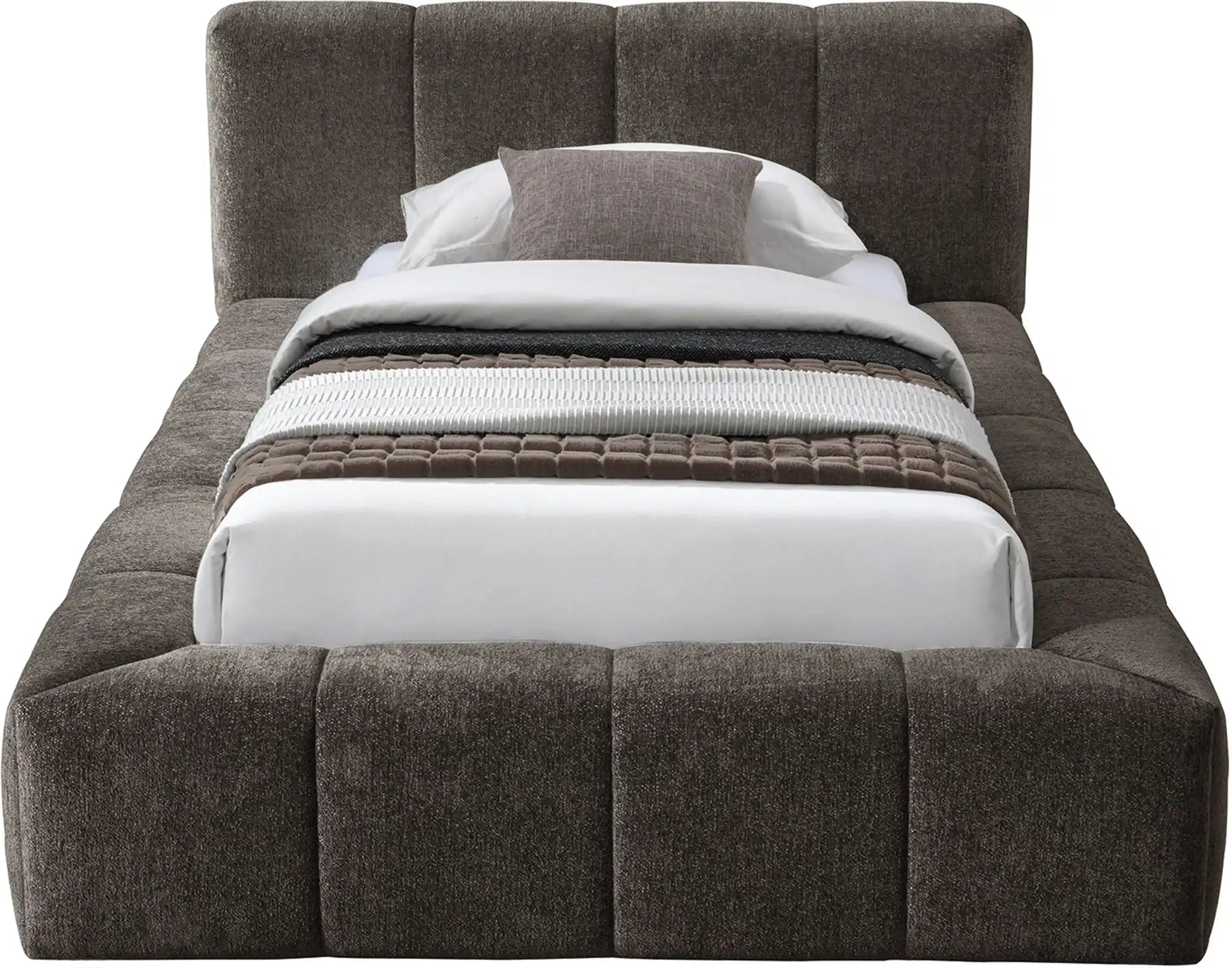 Carlin - Bed