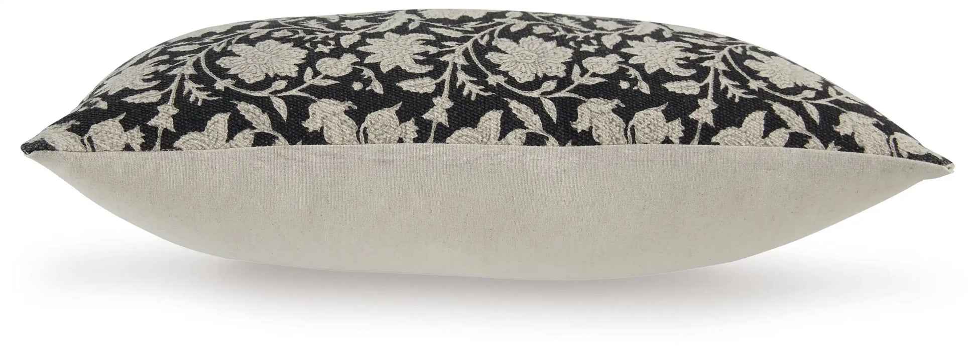 Alanderson - Pillow - Best Buy Furniture