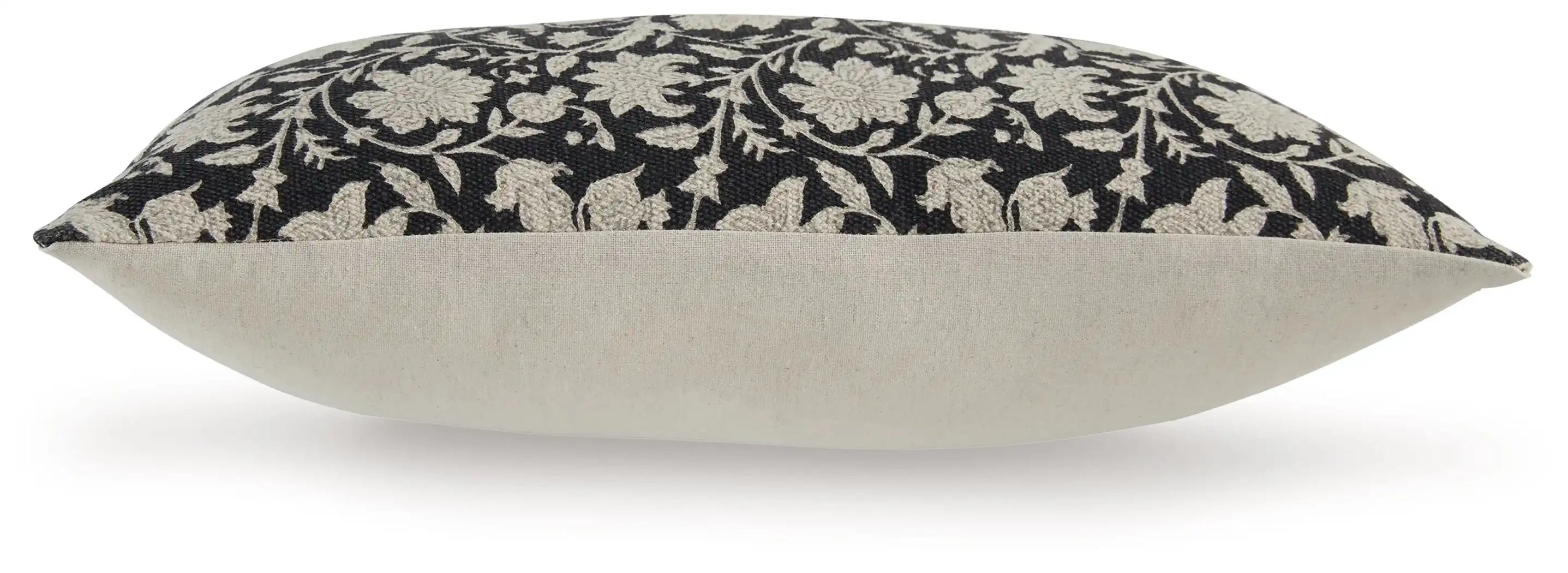Alanderson - Pillow - Best Buy Furniture
