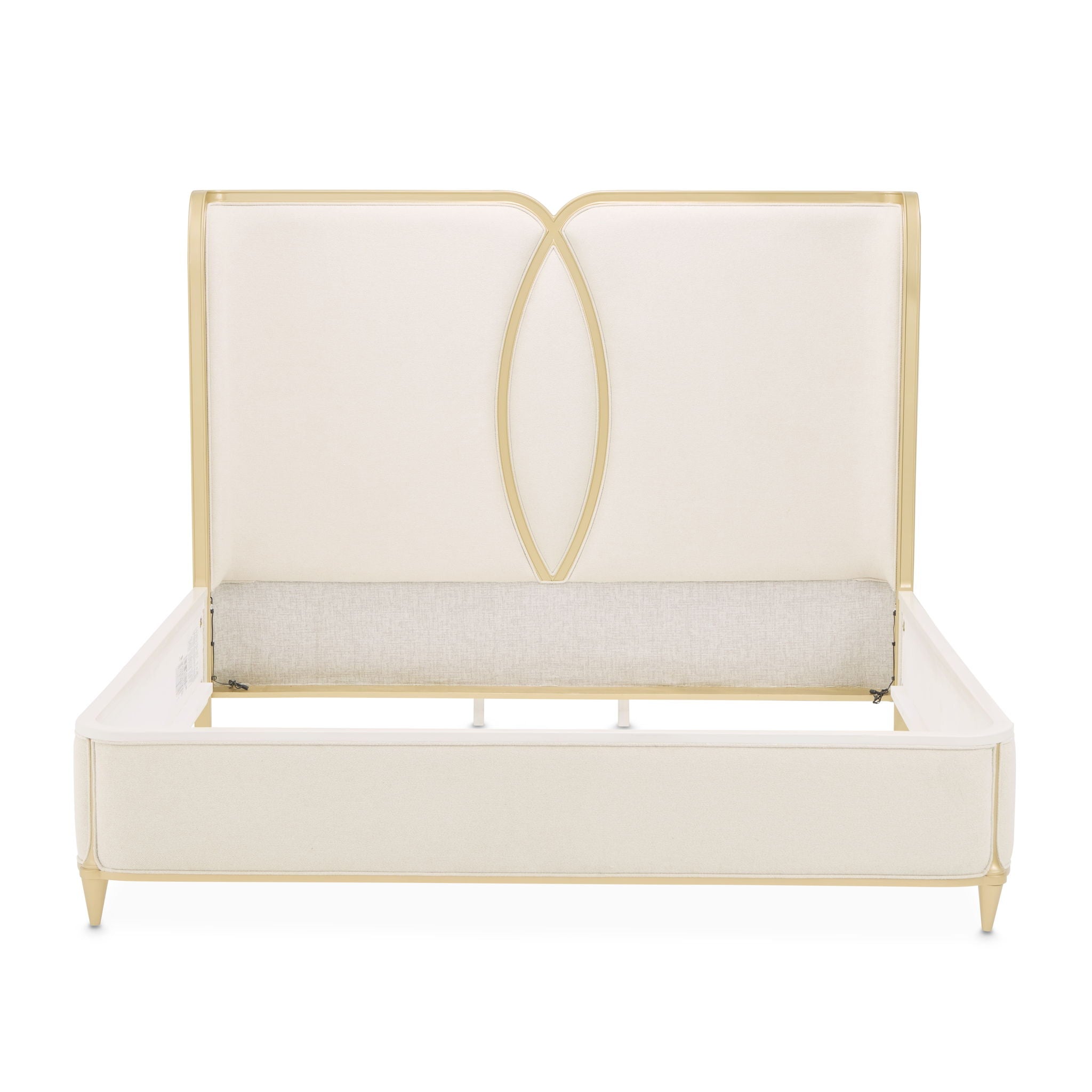 Scotts Square - Bed