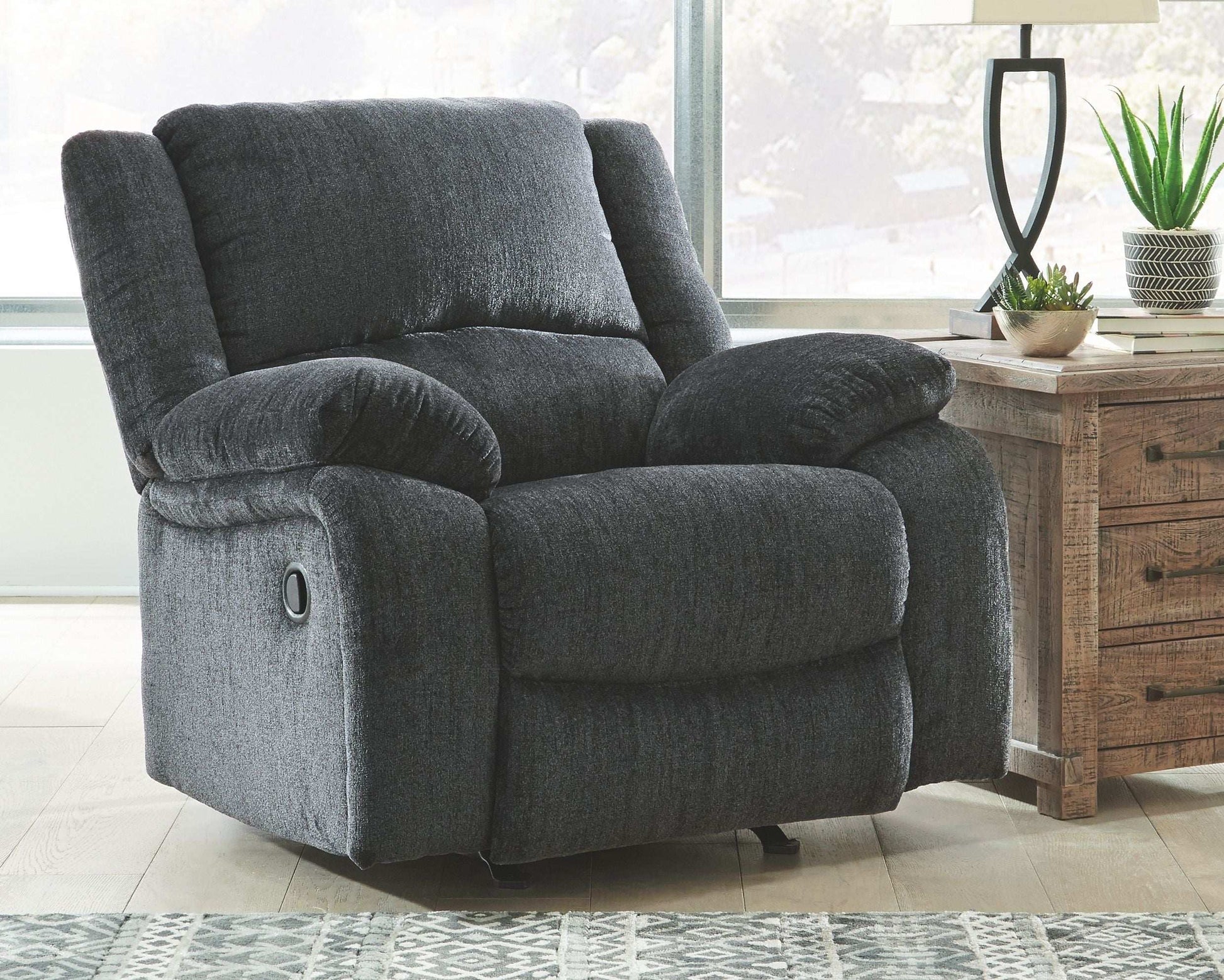 Draycoll - Rocker Recliner - Best Buy Furniture