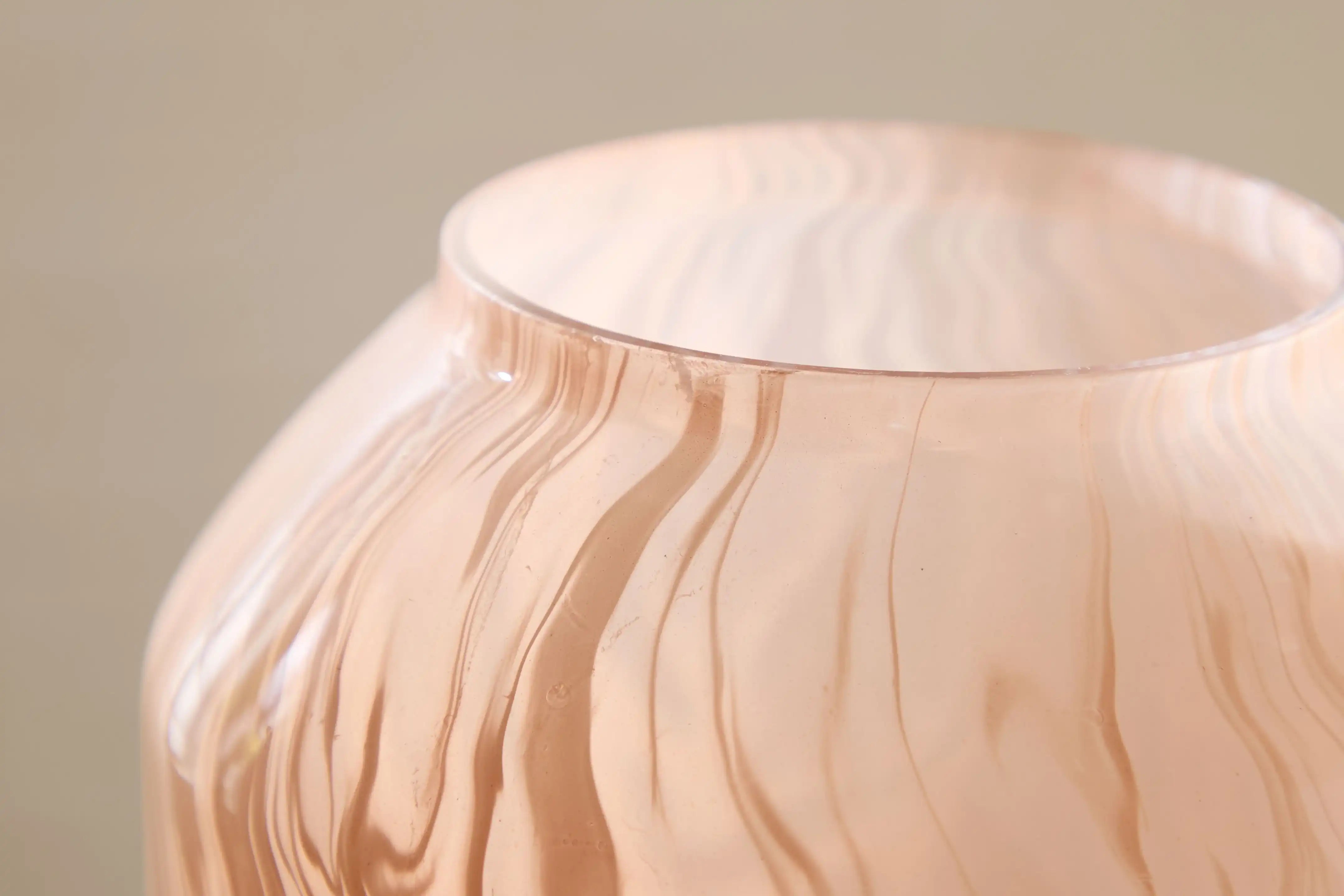 Dushby - Vase - Best Buy Furniture