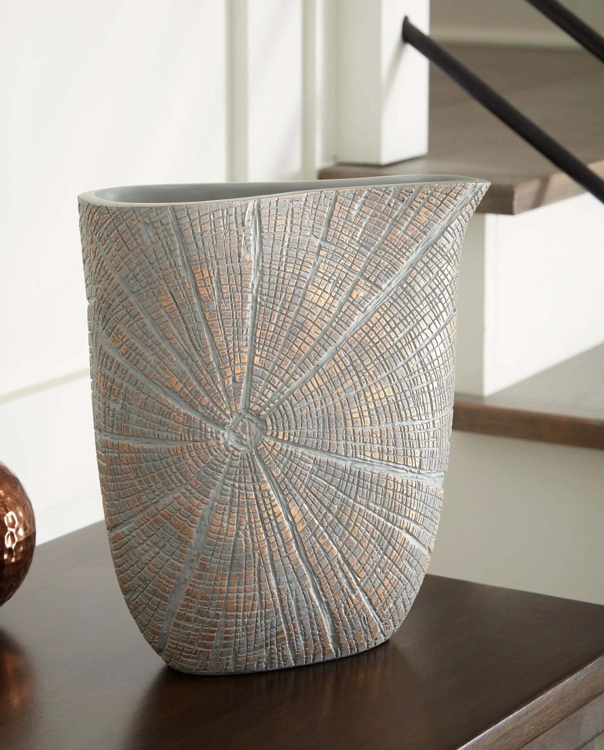 Ardenley - Vase - Best Buy Furniture