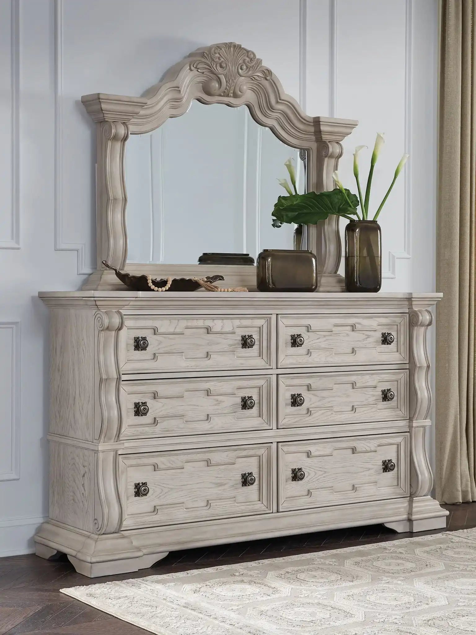 Bruchandi - Dresser - Best Buy Furniture