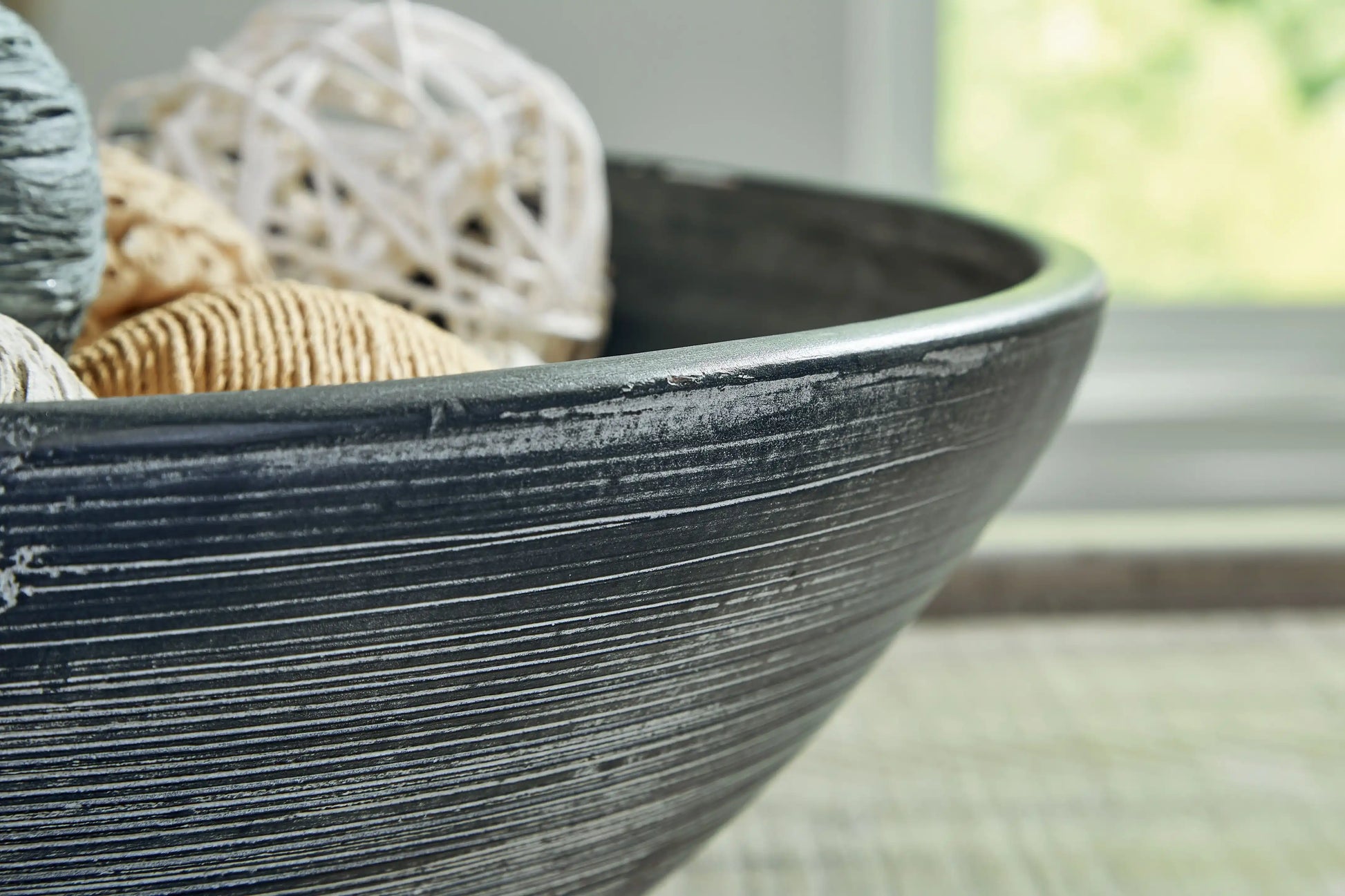 Meadie - Bowl - Best Buy Furniture