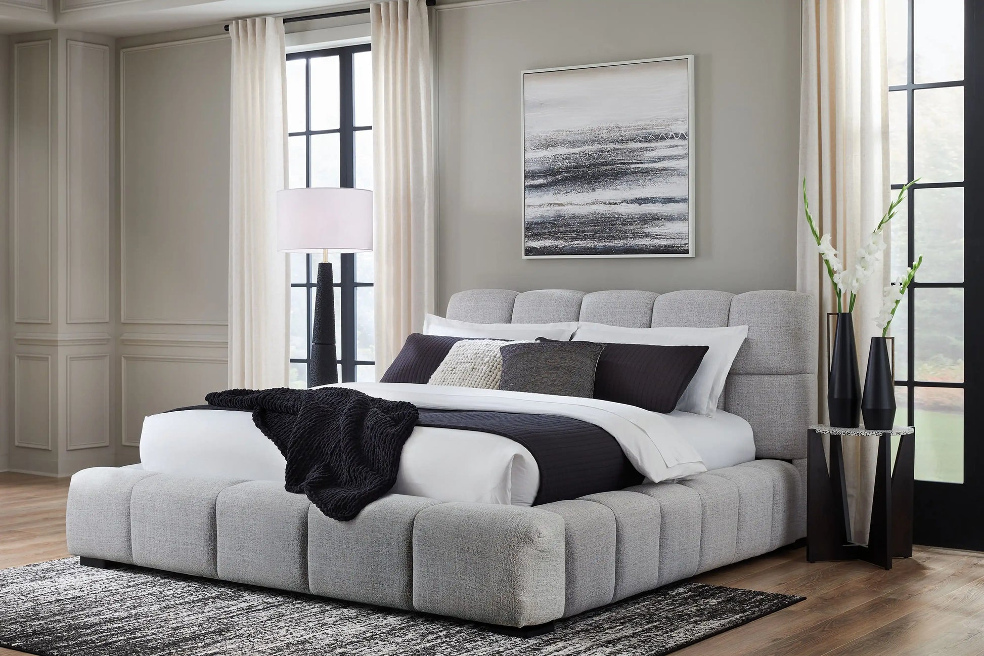 Grendusk - Upholstered Bed - Best Buy Furniture