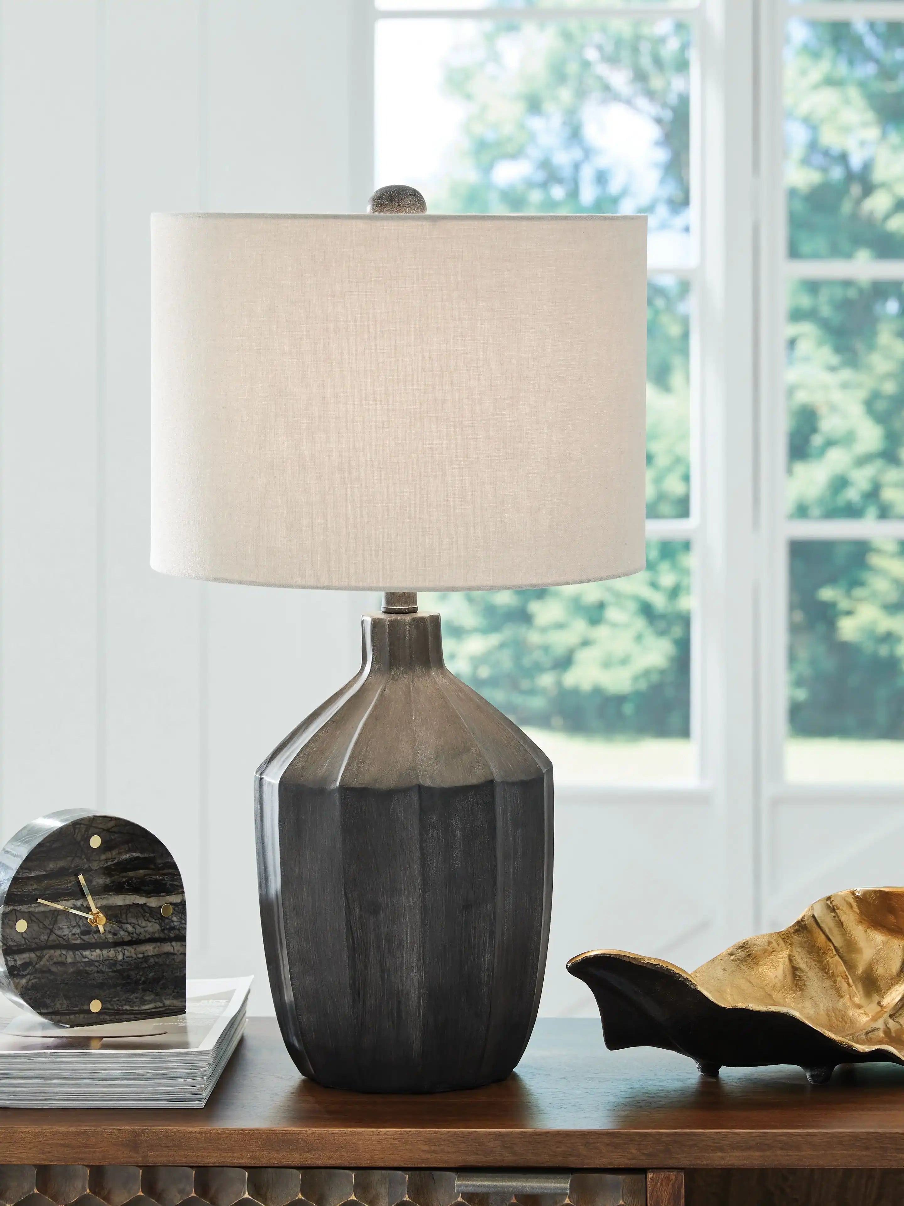 Jilton - Poly Table Lamp - Black - Best Buy Furniture