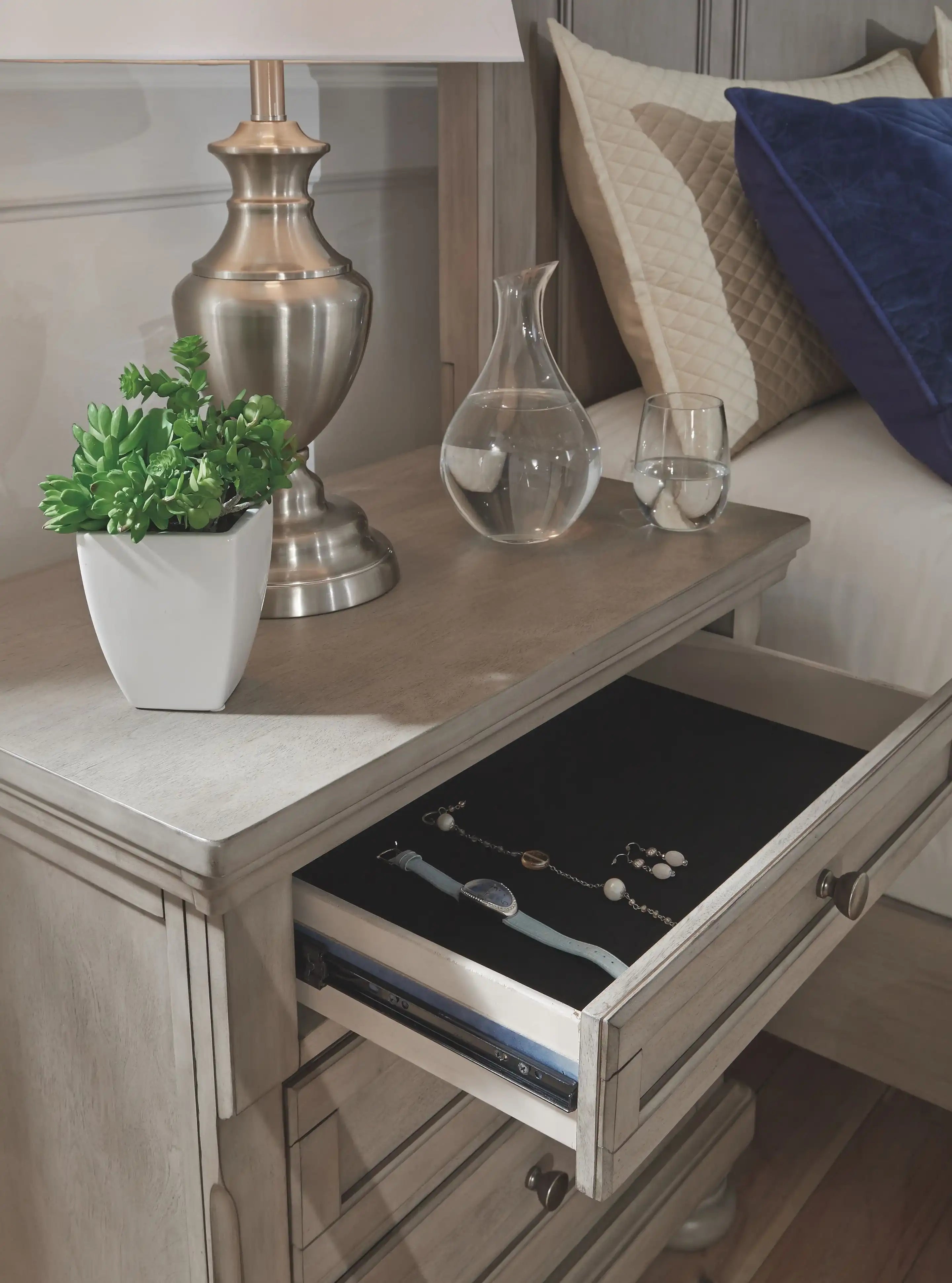 Lettner - Night Stand - Best Buy Furniture