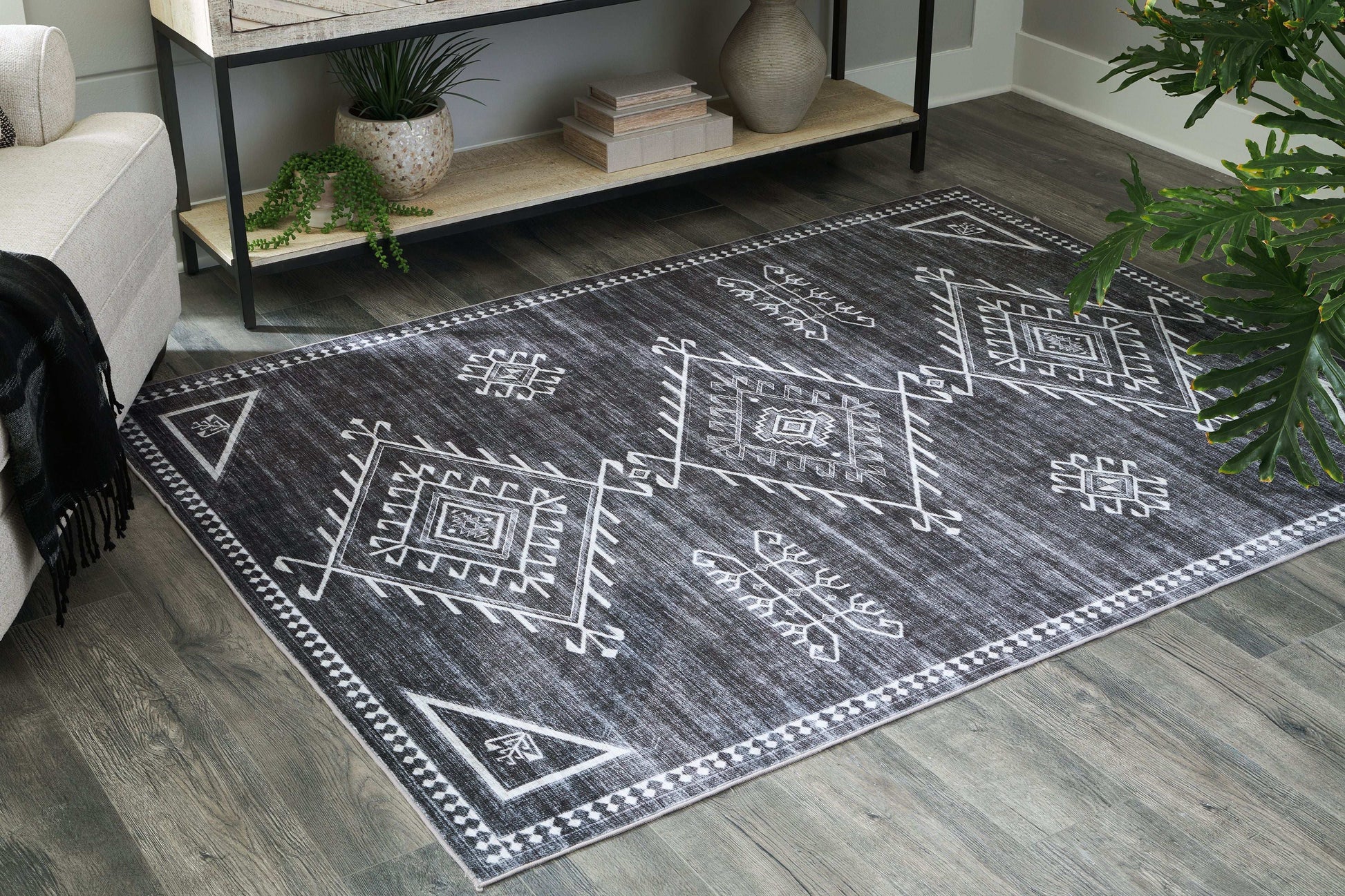Arloman - Area Rug - Best Buy Furniture
