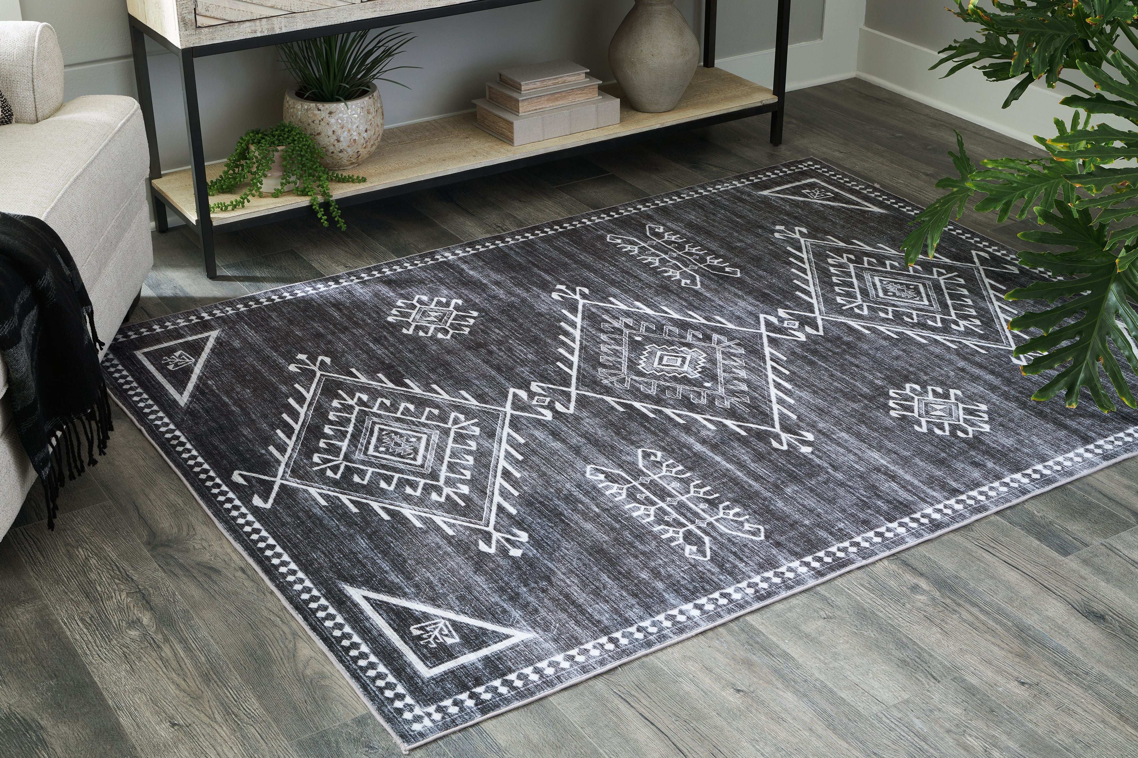Arloman - Area Rug - Best Buy Furniture