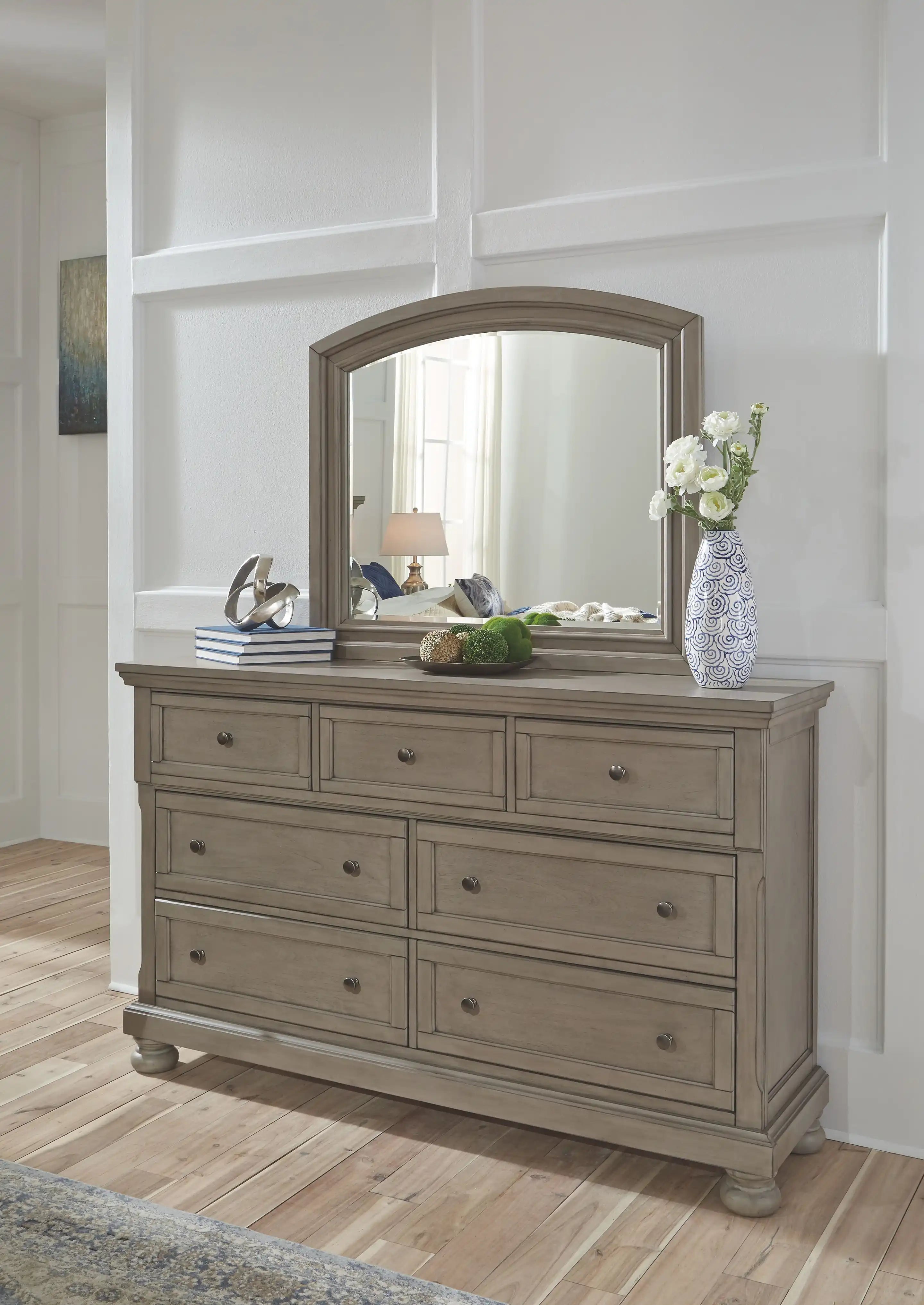 Lettner - Sleigh Bedroom Set - Best Buy Furniture
