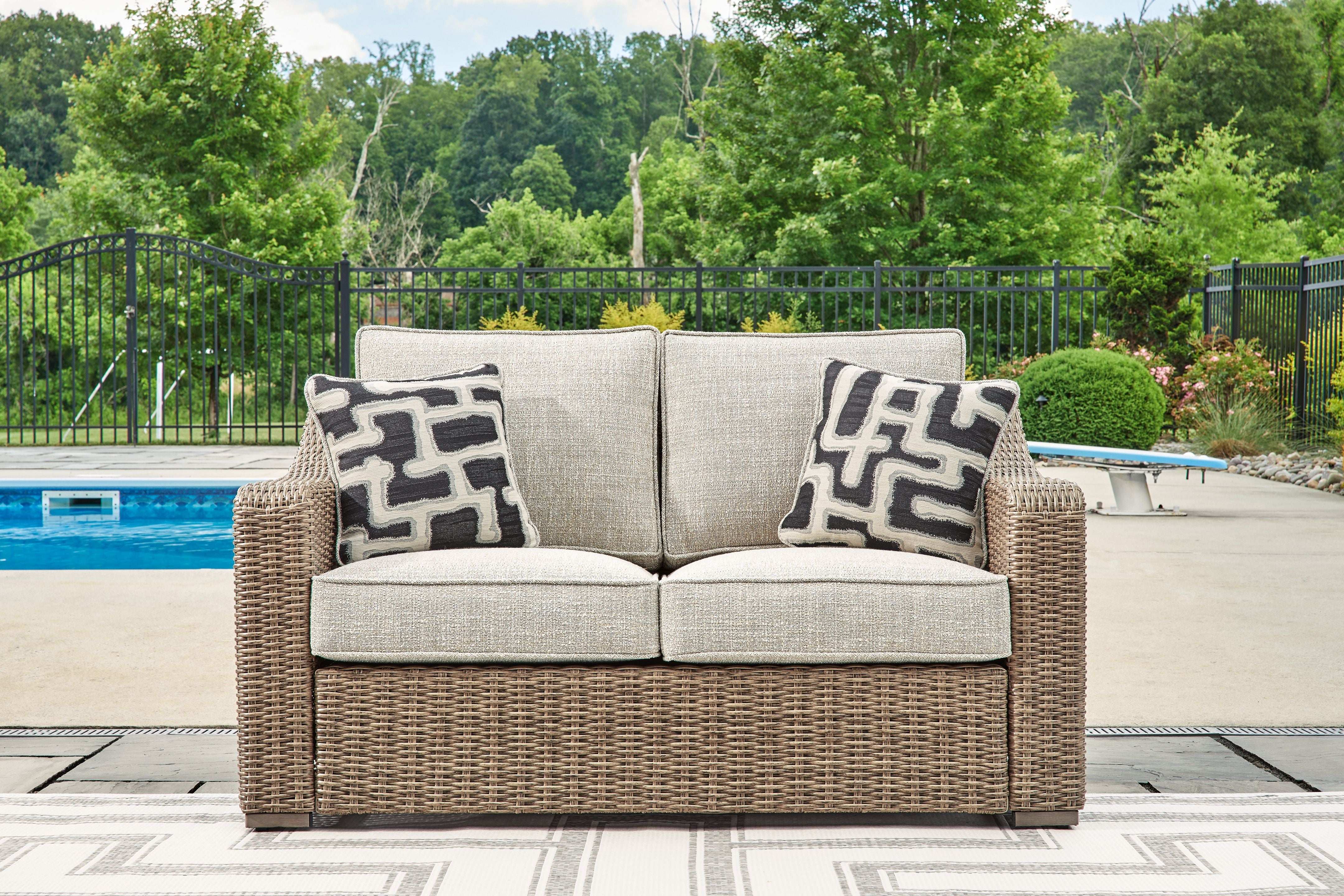 Beachcroft - Loveseat With Cushion - Beige - Best Buy Furniture