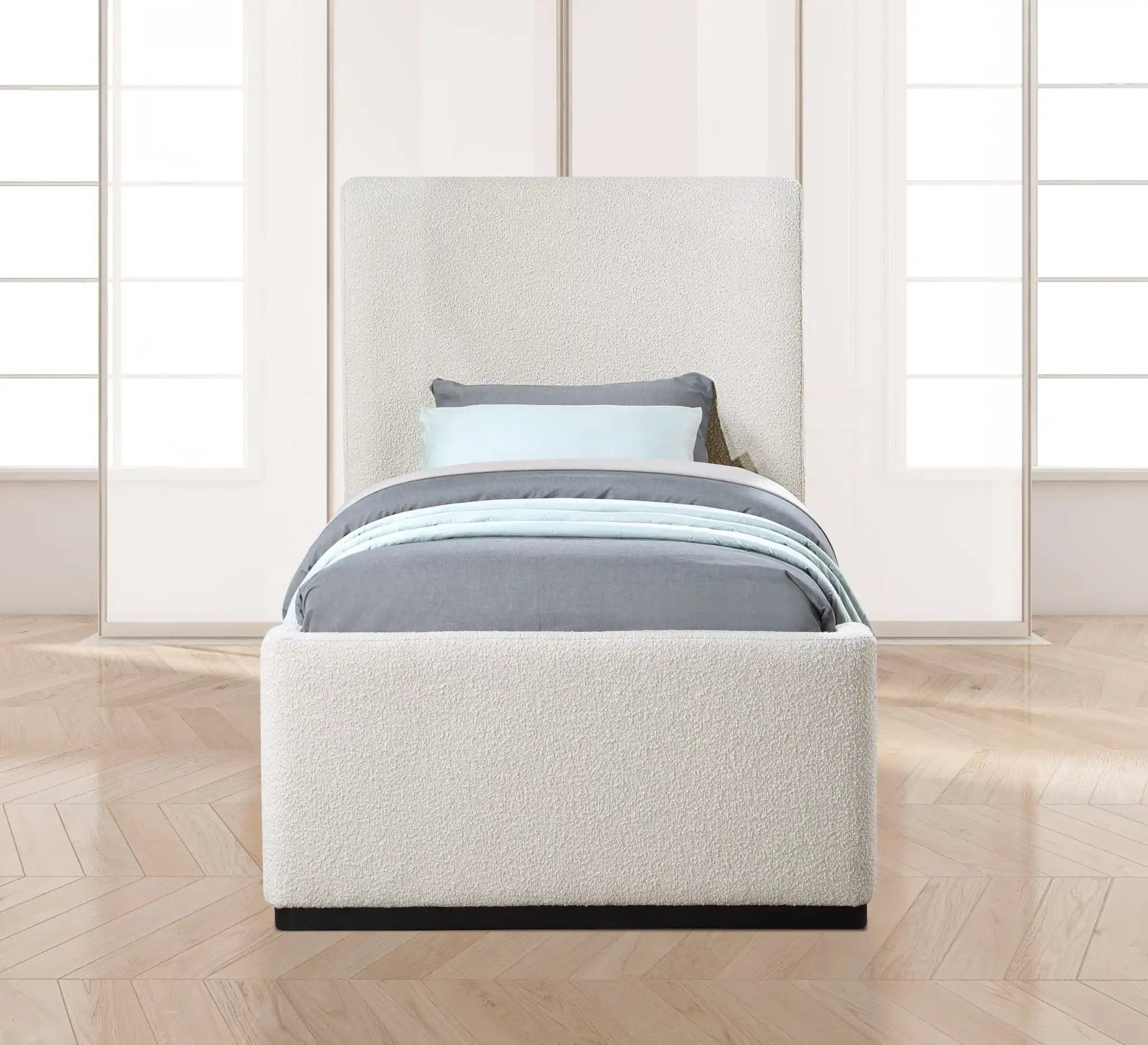 Oliver - Bed