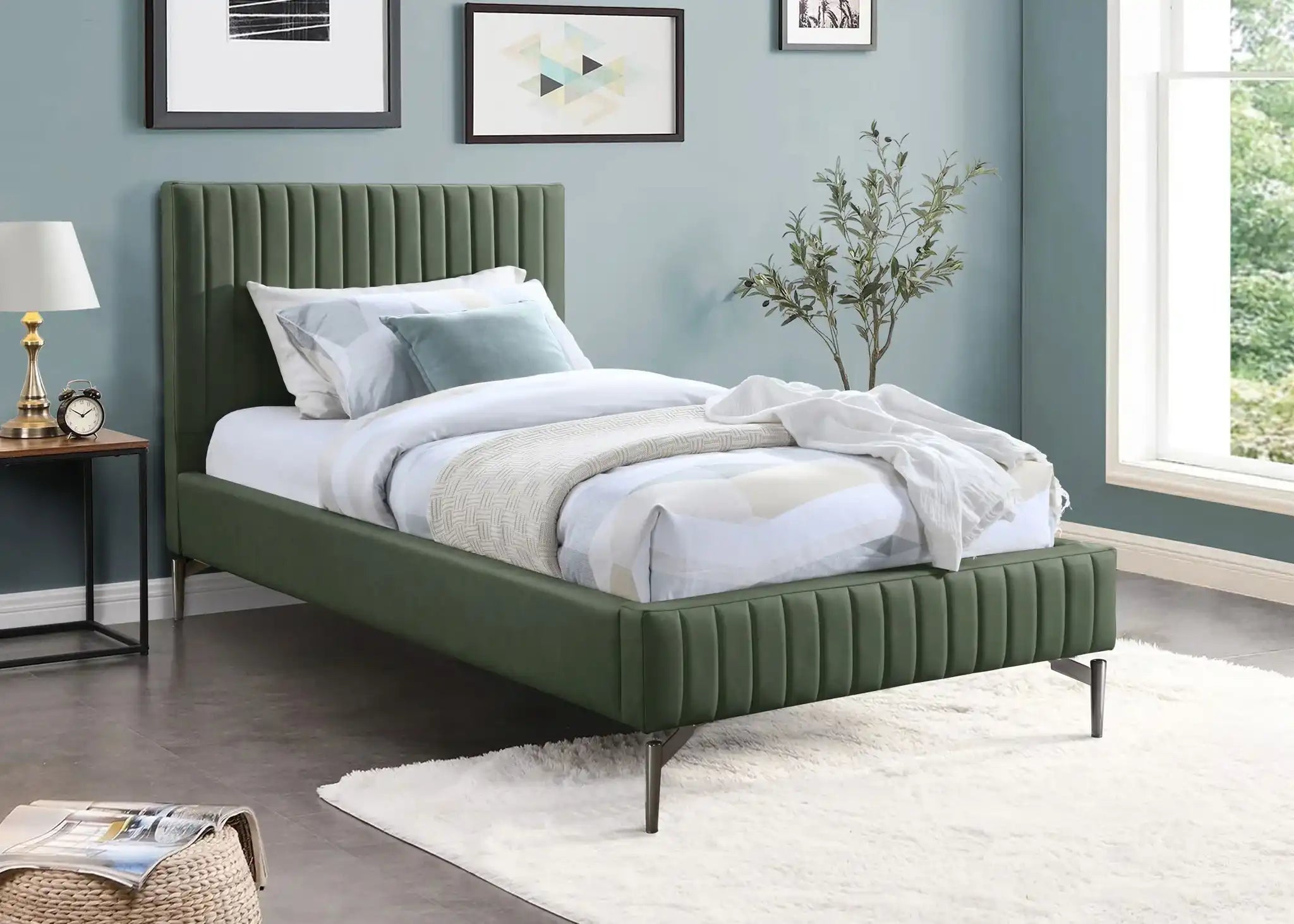 Gallo - Bed