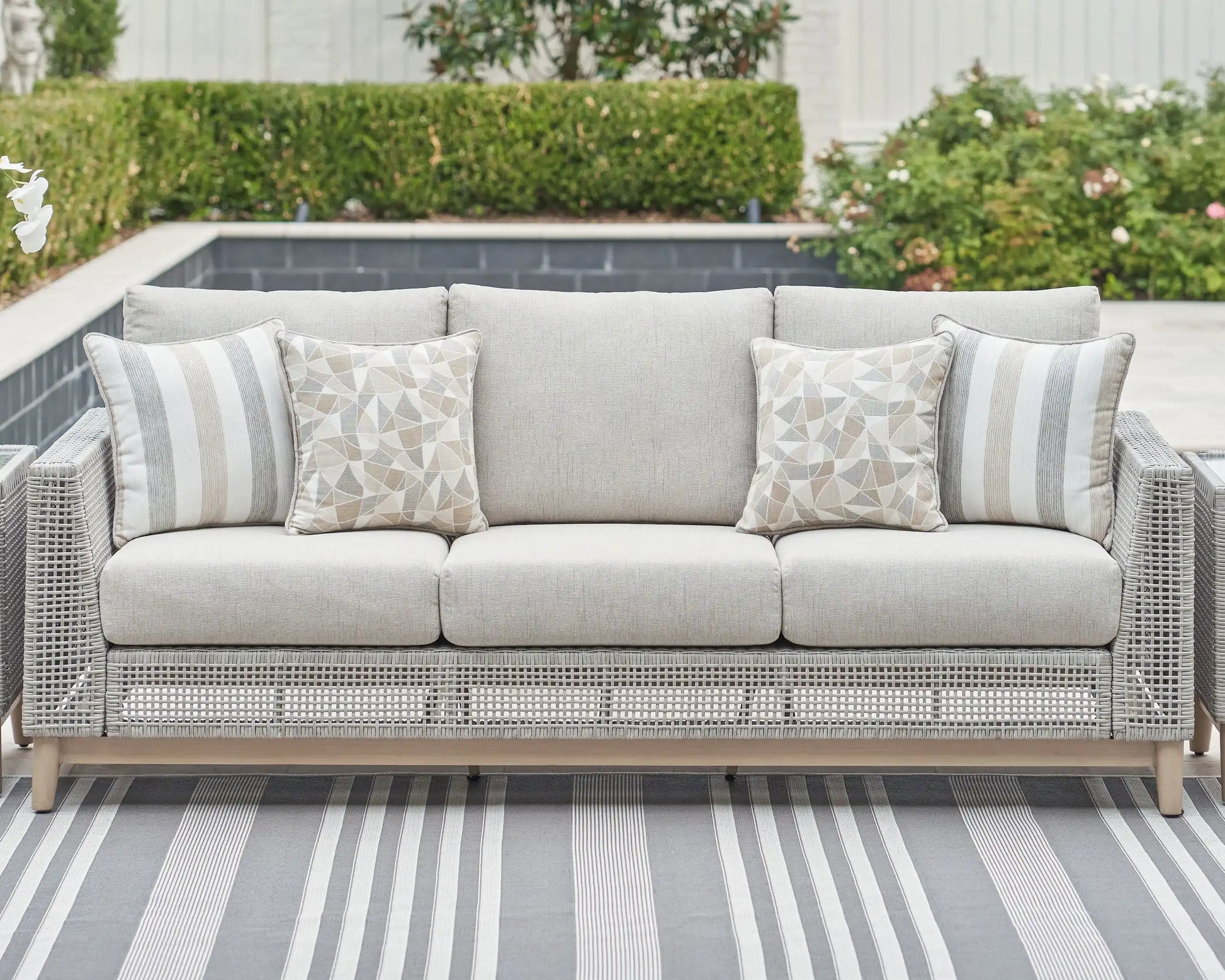 Seton Creek - Sofa With Cushion - Gray - Best Buy Furniture