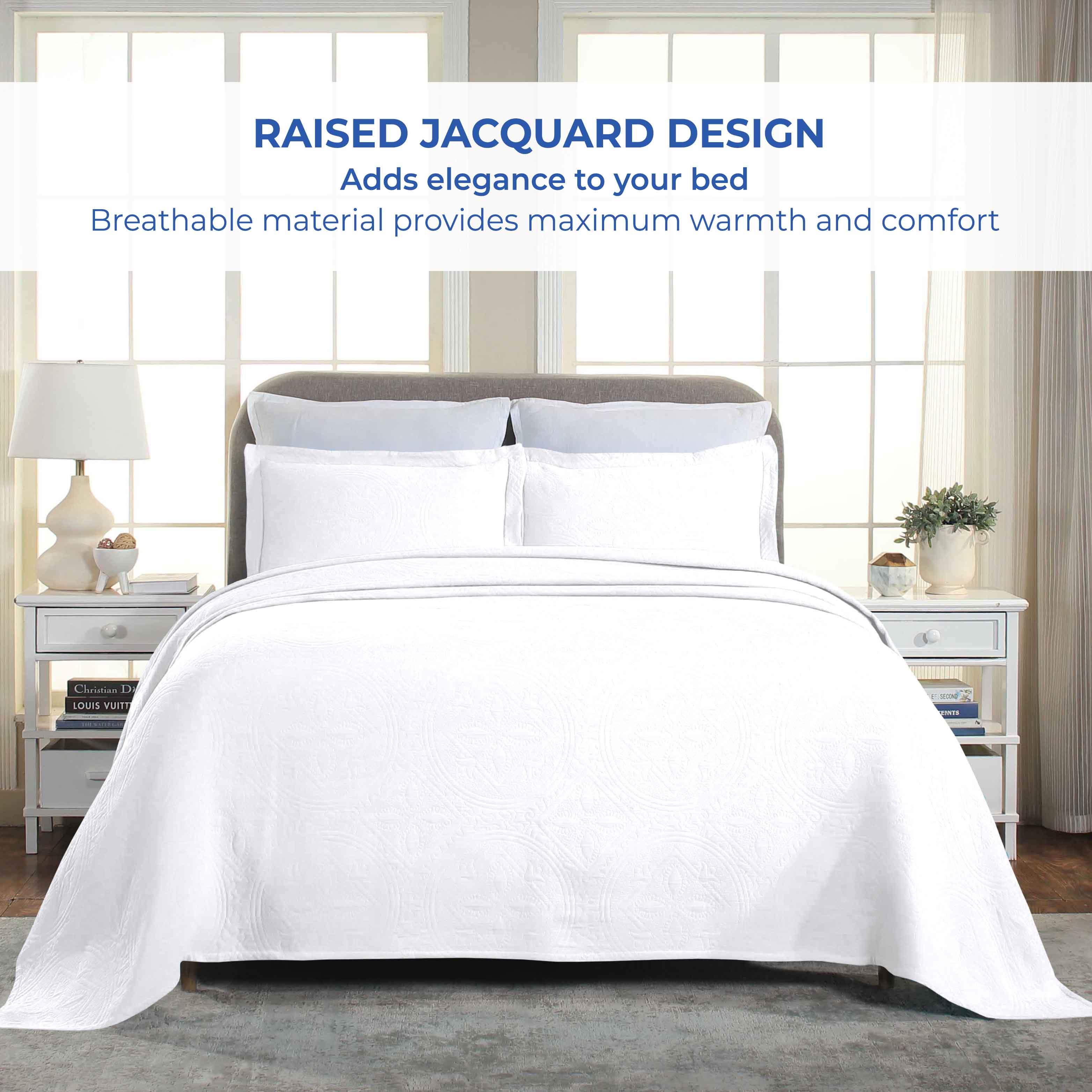 Celtic Circle Cotton Jacquard Matelasse Bedspread Set - Bedspread by Superior Brand