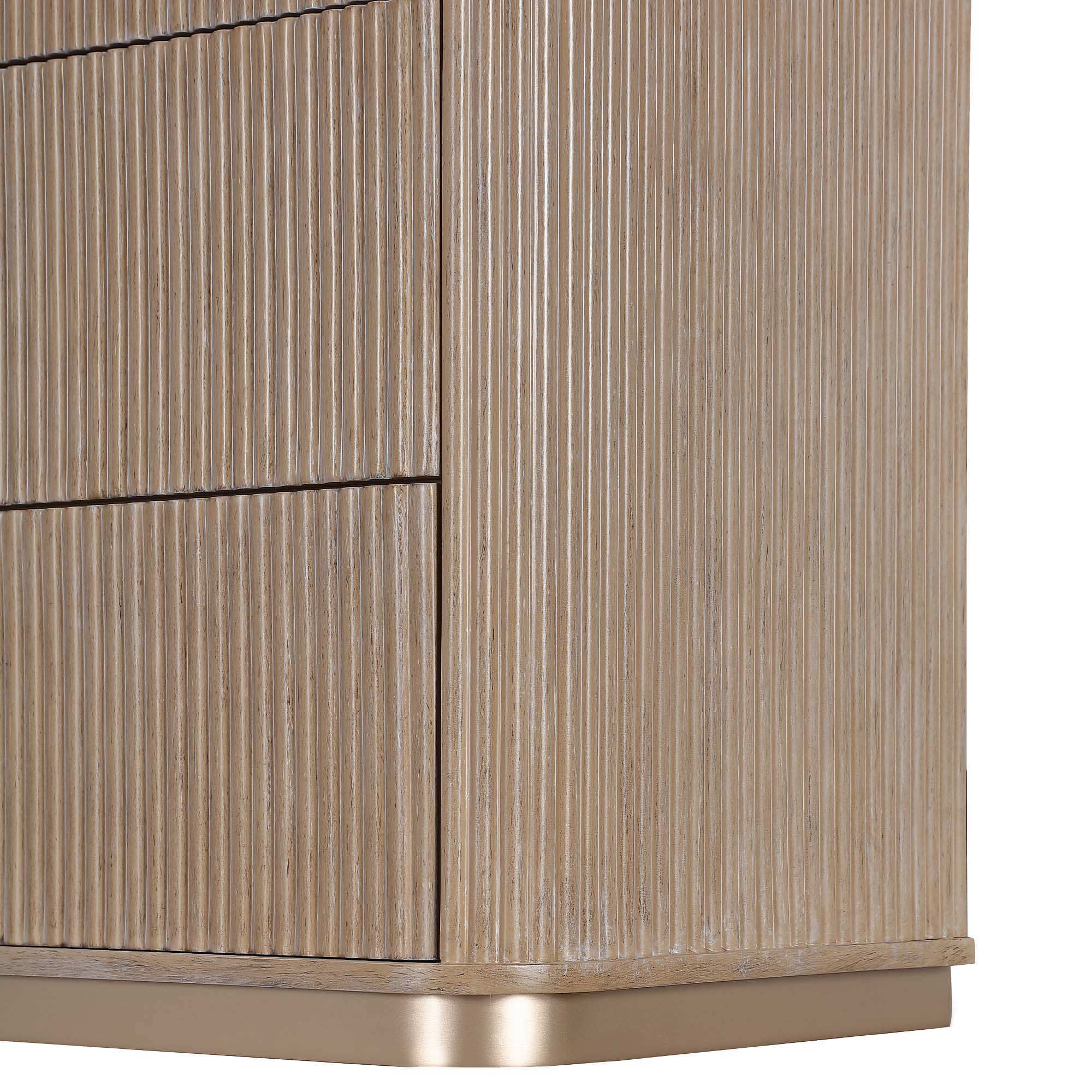 West Kensington - Dresser